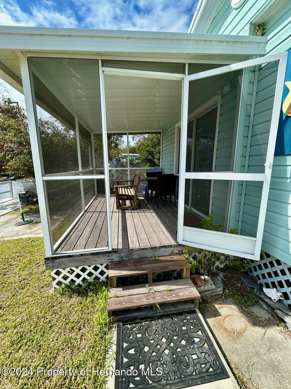 5332 Circle Drive, Weeki Wachee, Florida image 8