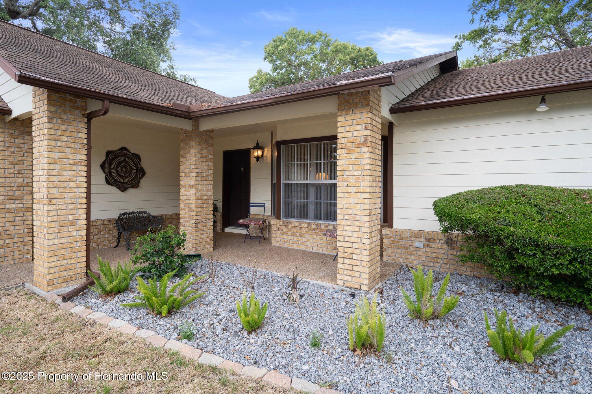 6490 Pine Meadows Drive, Spring Hill, Florida image 6