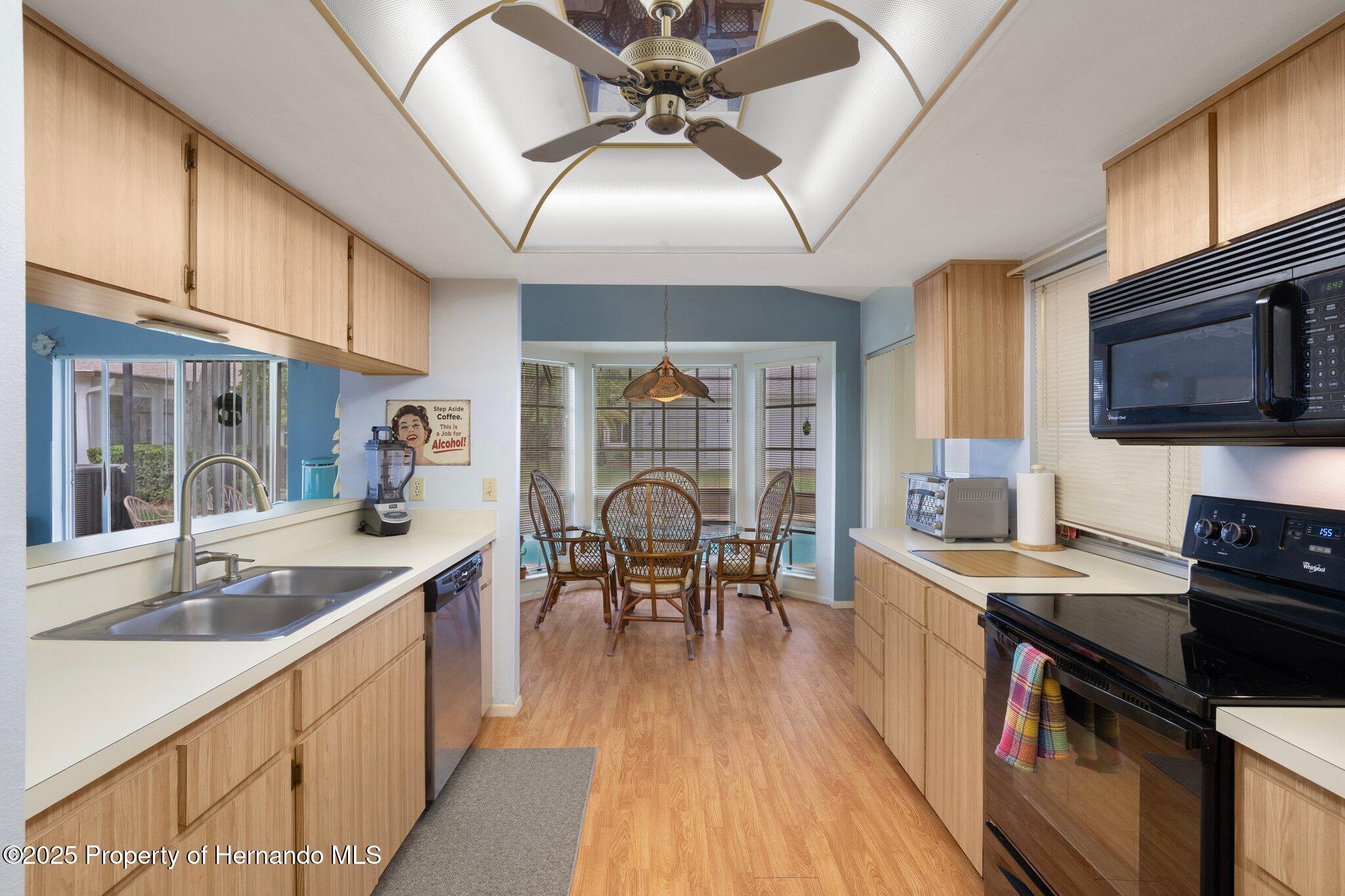 6490 Pine Meadows Drive, Spring Hill, Florida image 17