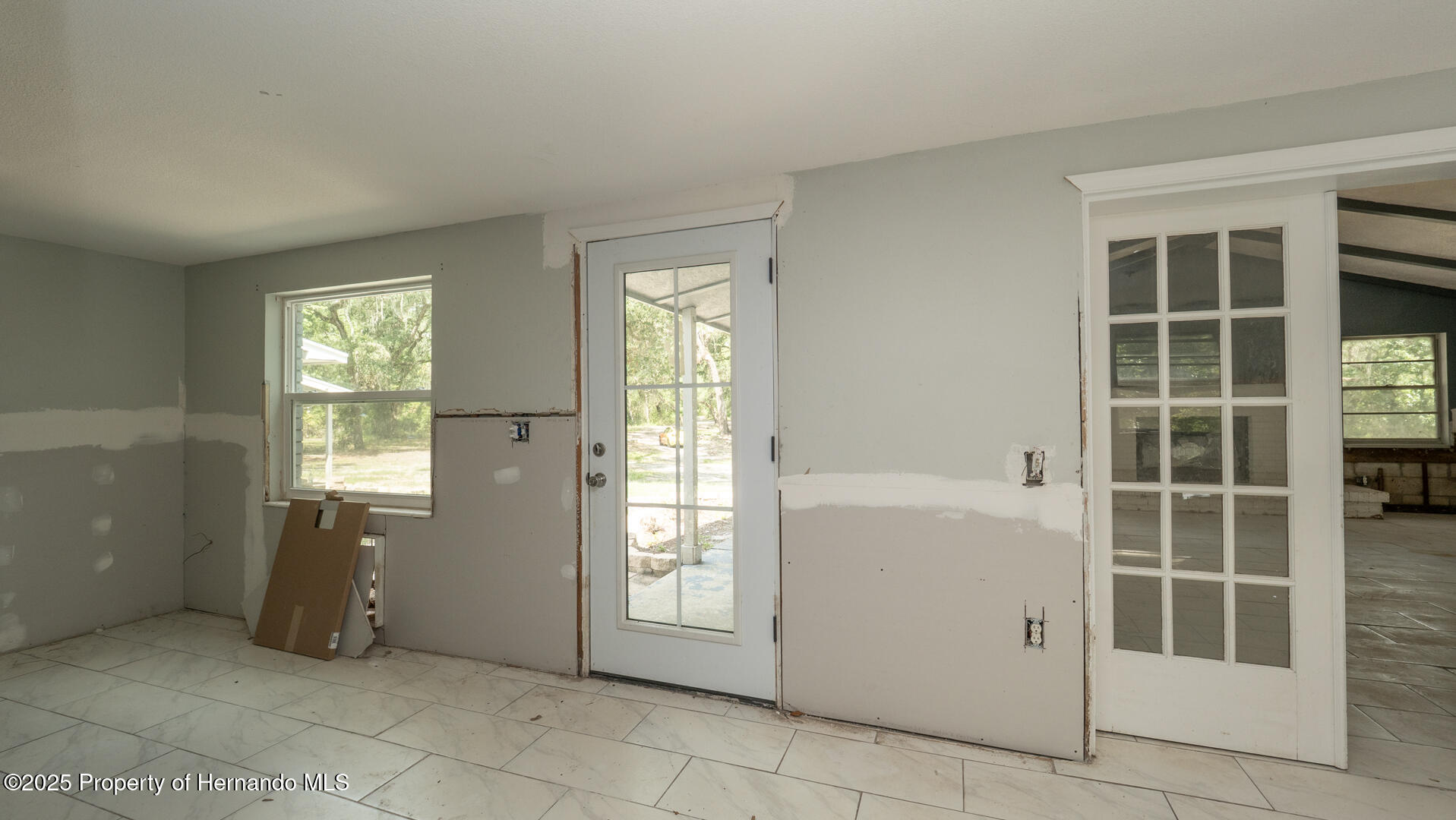 6234 Cyril Drive, Dade City, Florida image 5