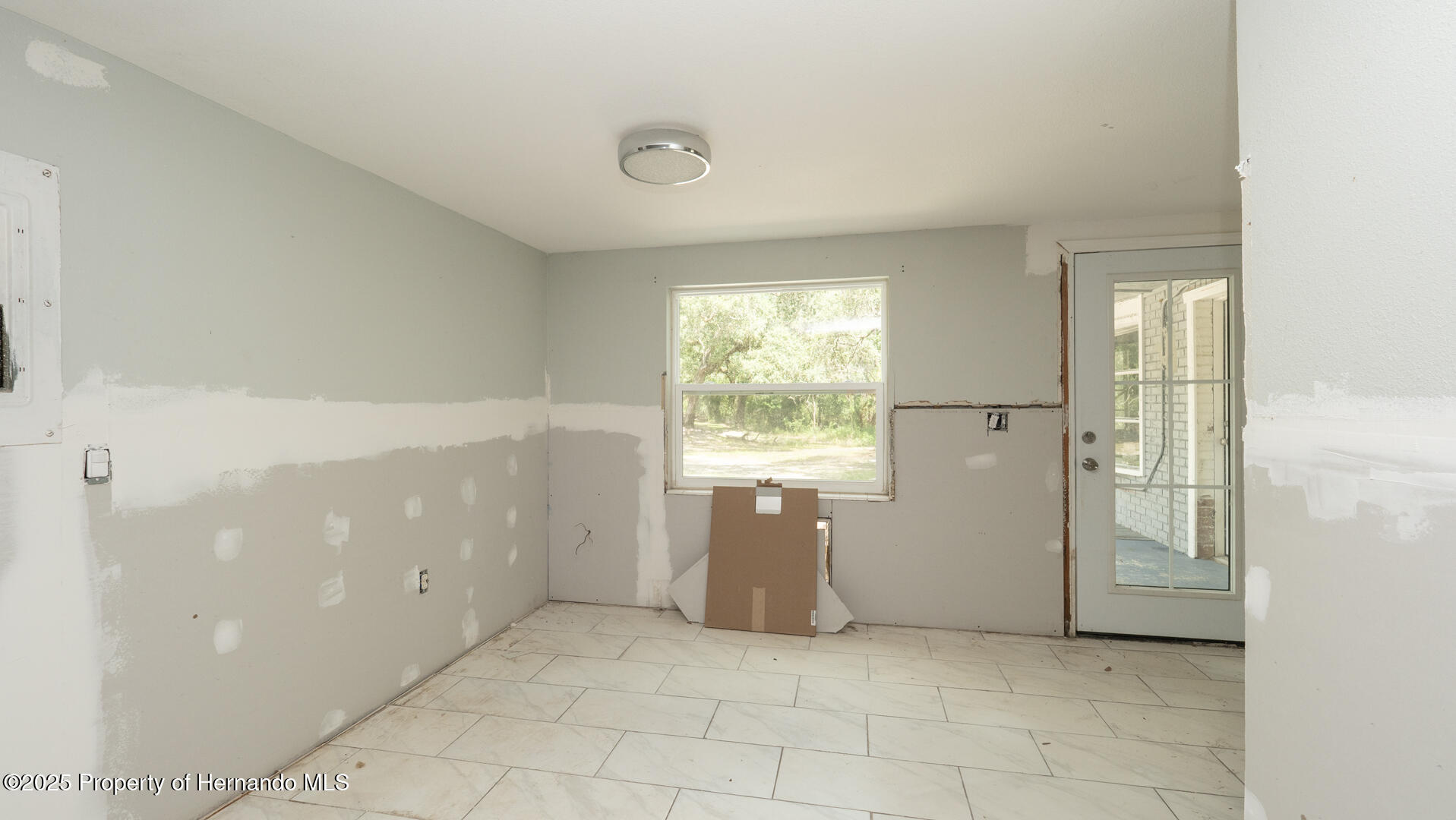6234 Cyril Drive, Dade City, Florida image 12