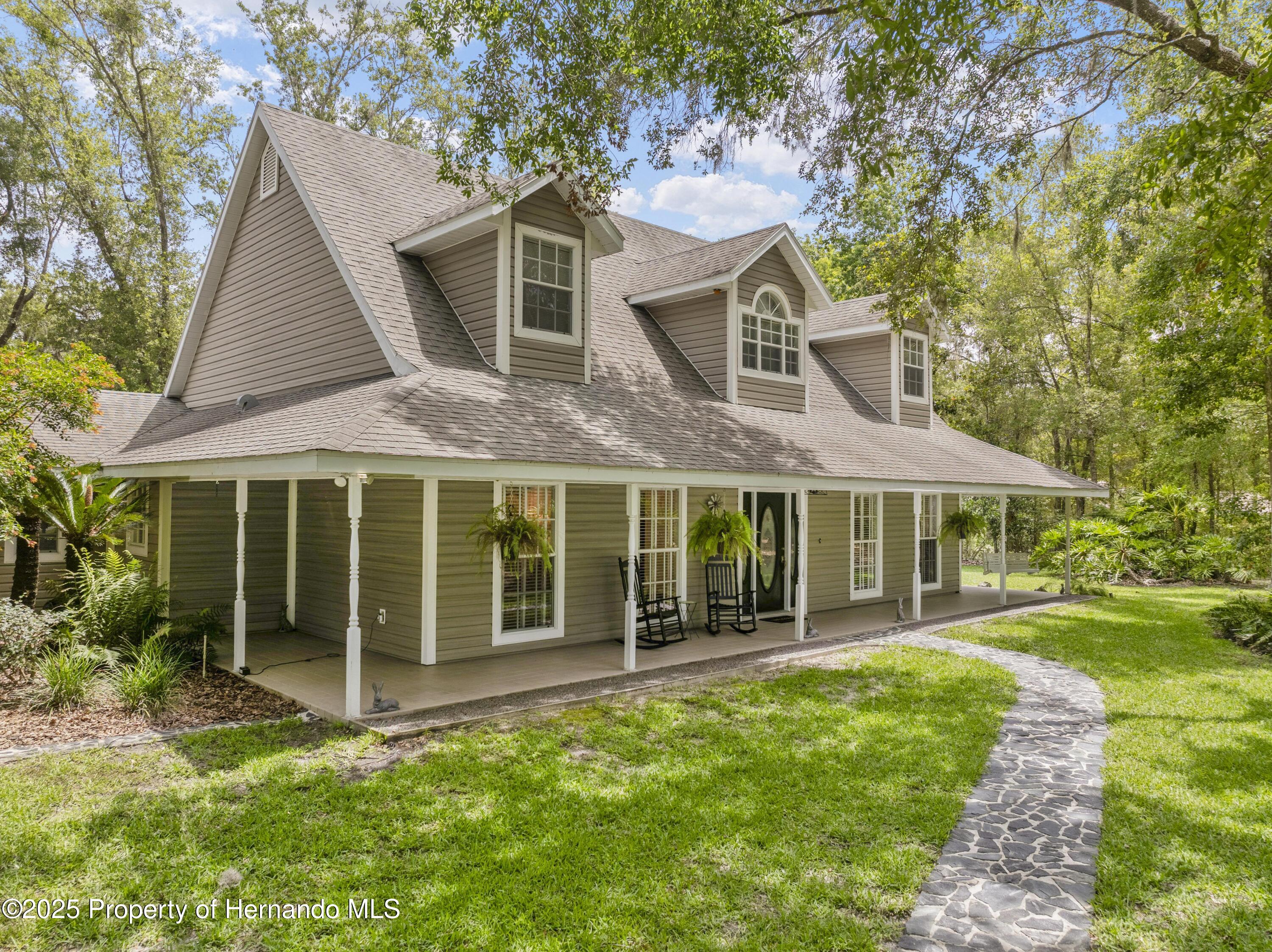 27091 Country Oak Drive, Brooksville, Florida image 2