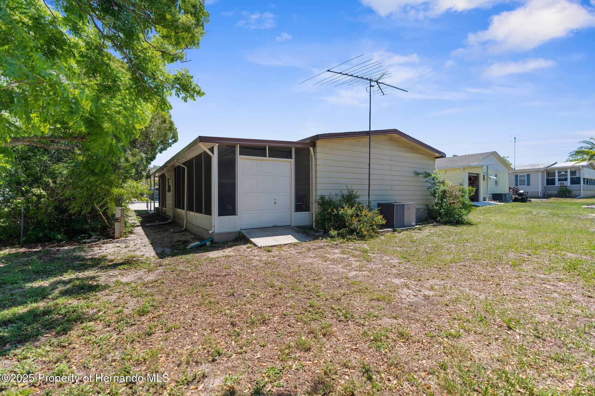 8257 Fiesta Street, Brooksville, Florida image 44