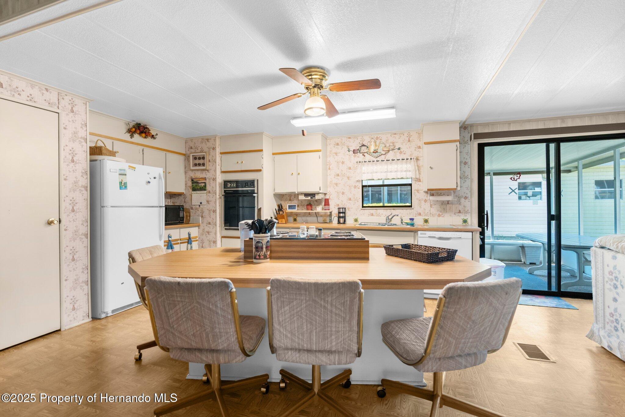 8257 Fiesta Street, Brooksville, Florida image 38