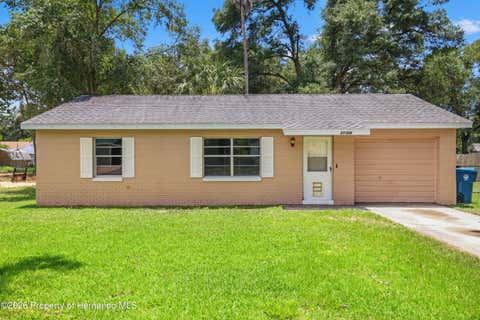 Homes For Sale - 27318 Roper Road<br/> Brooksville, FL 34602