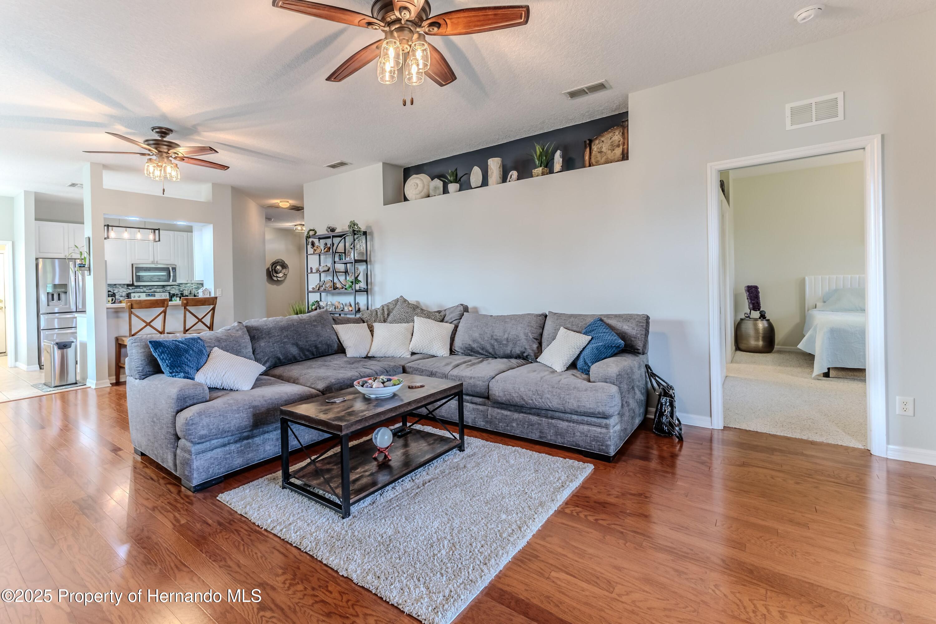 4179 Silver Fox Dr, Spring Hill, Florida image 16