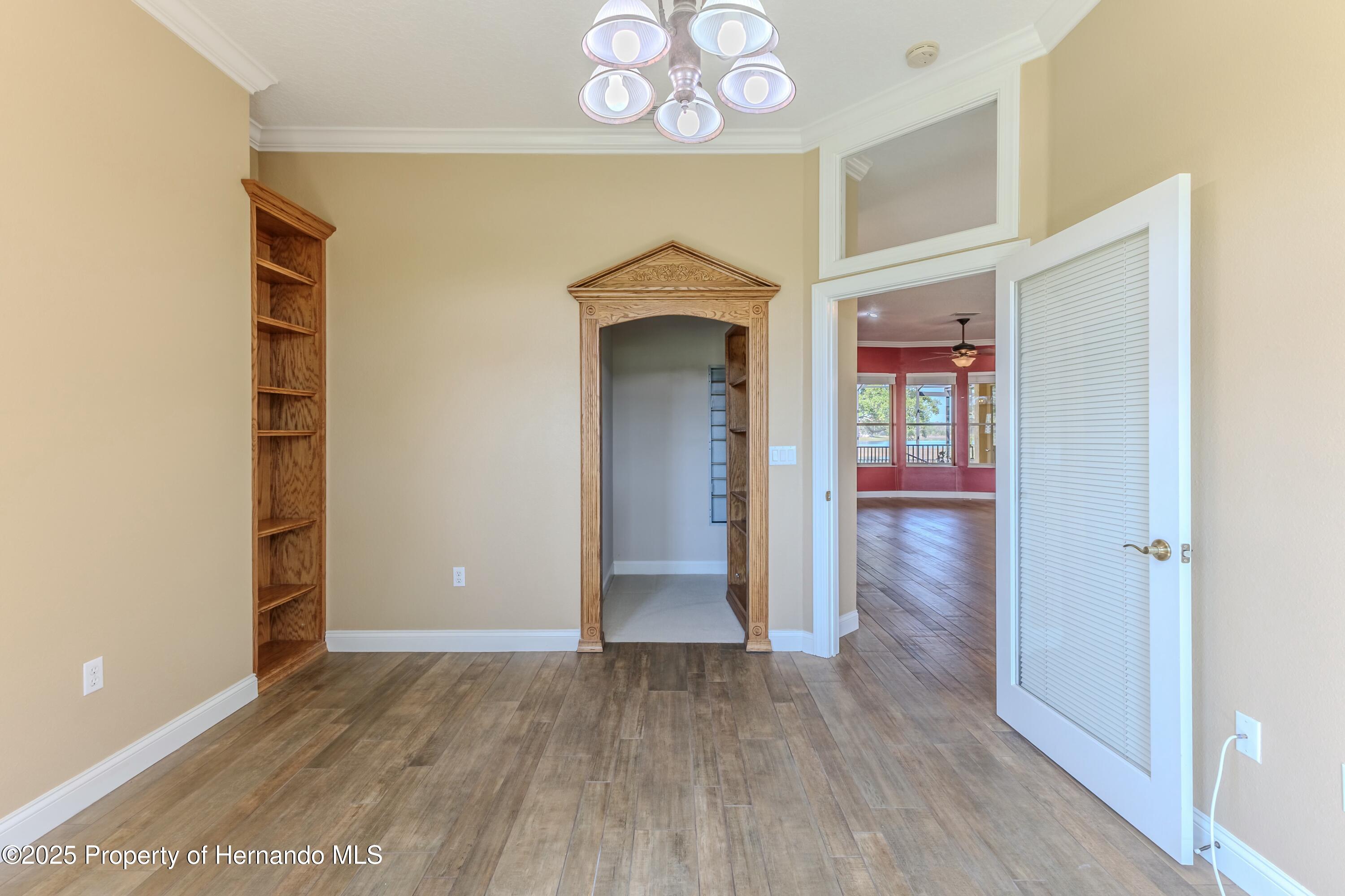 9641 Tooke Shore Drive, Weeki Wachee, Florida image 35