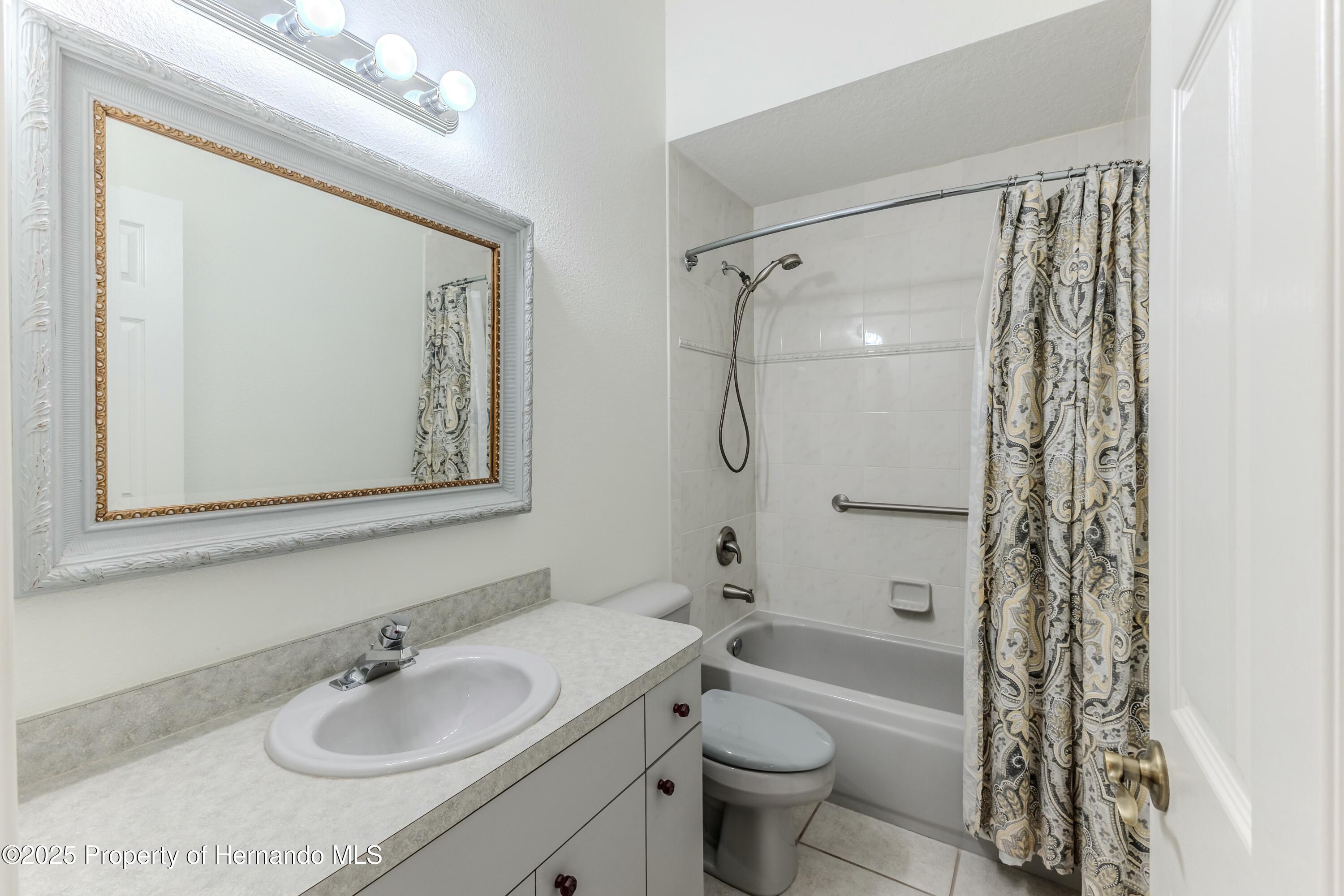 9641 Tooke Shore Drive, Weeki Wachee, Florida image 47