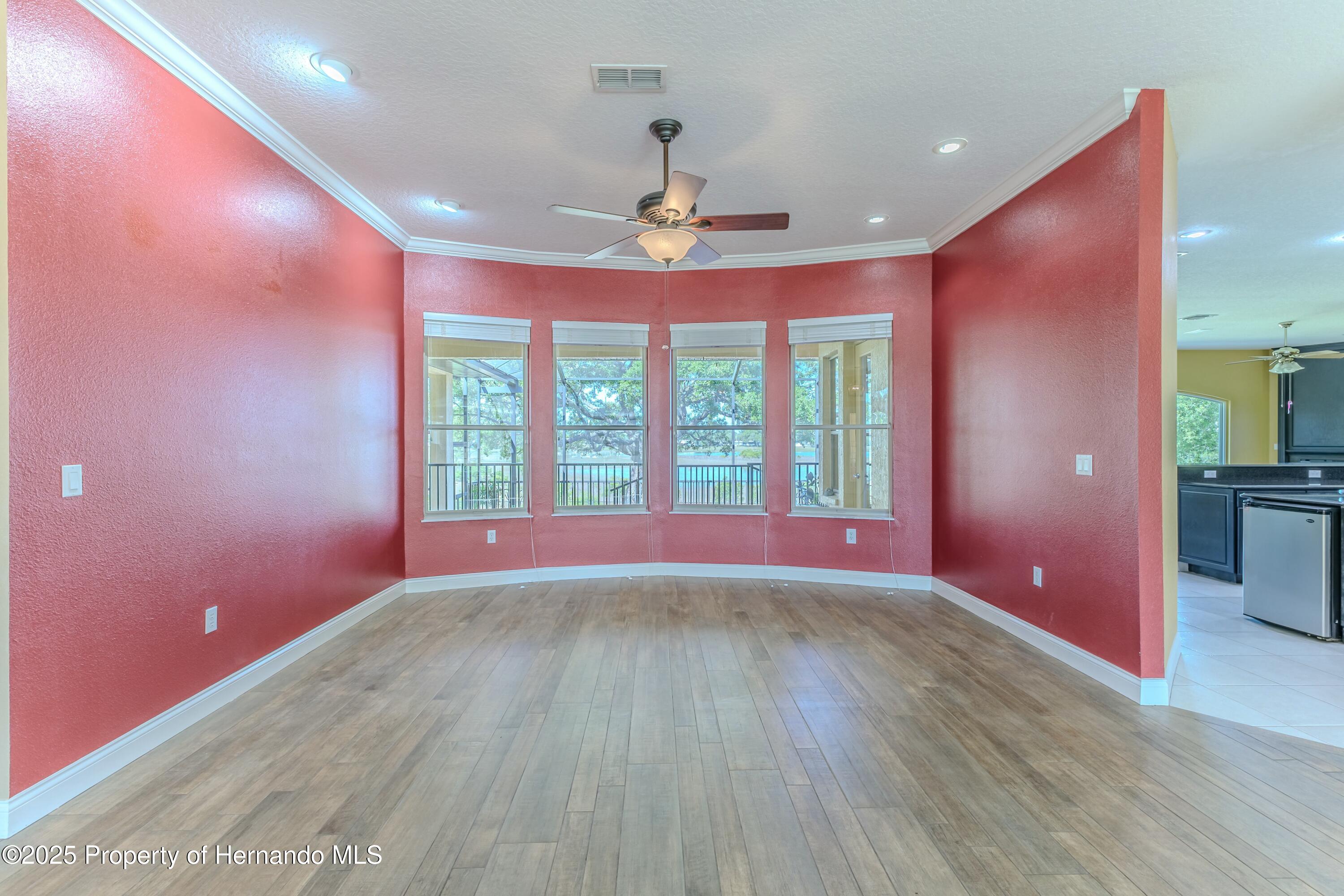 9641 Tooke Shore Drive, Weeki Wachee, Florida image 18