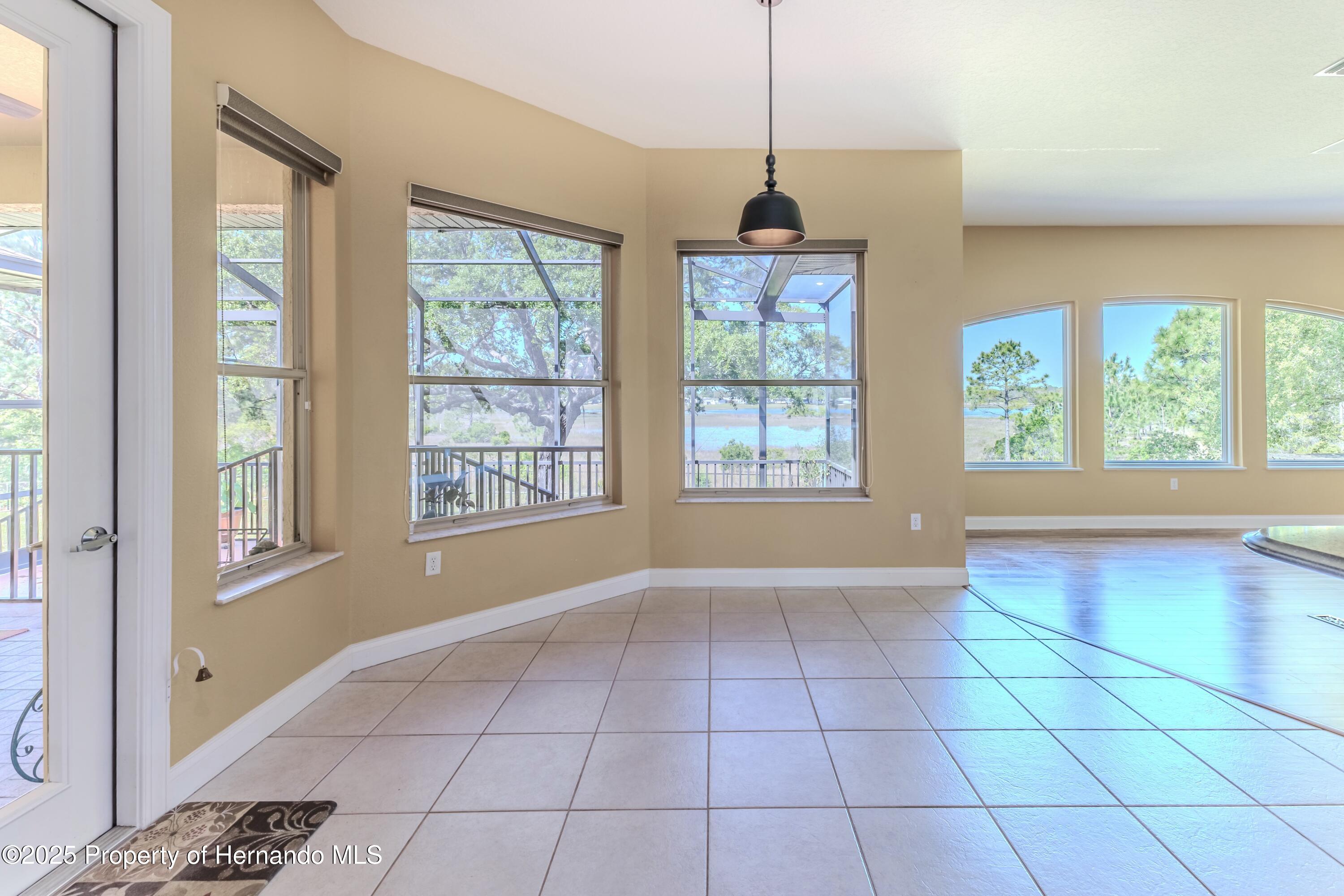 9641 Tooke Shore Drive, Weeki Wachee, Florida image 28