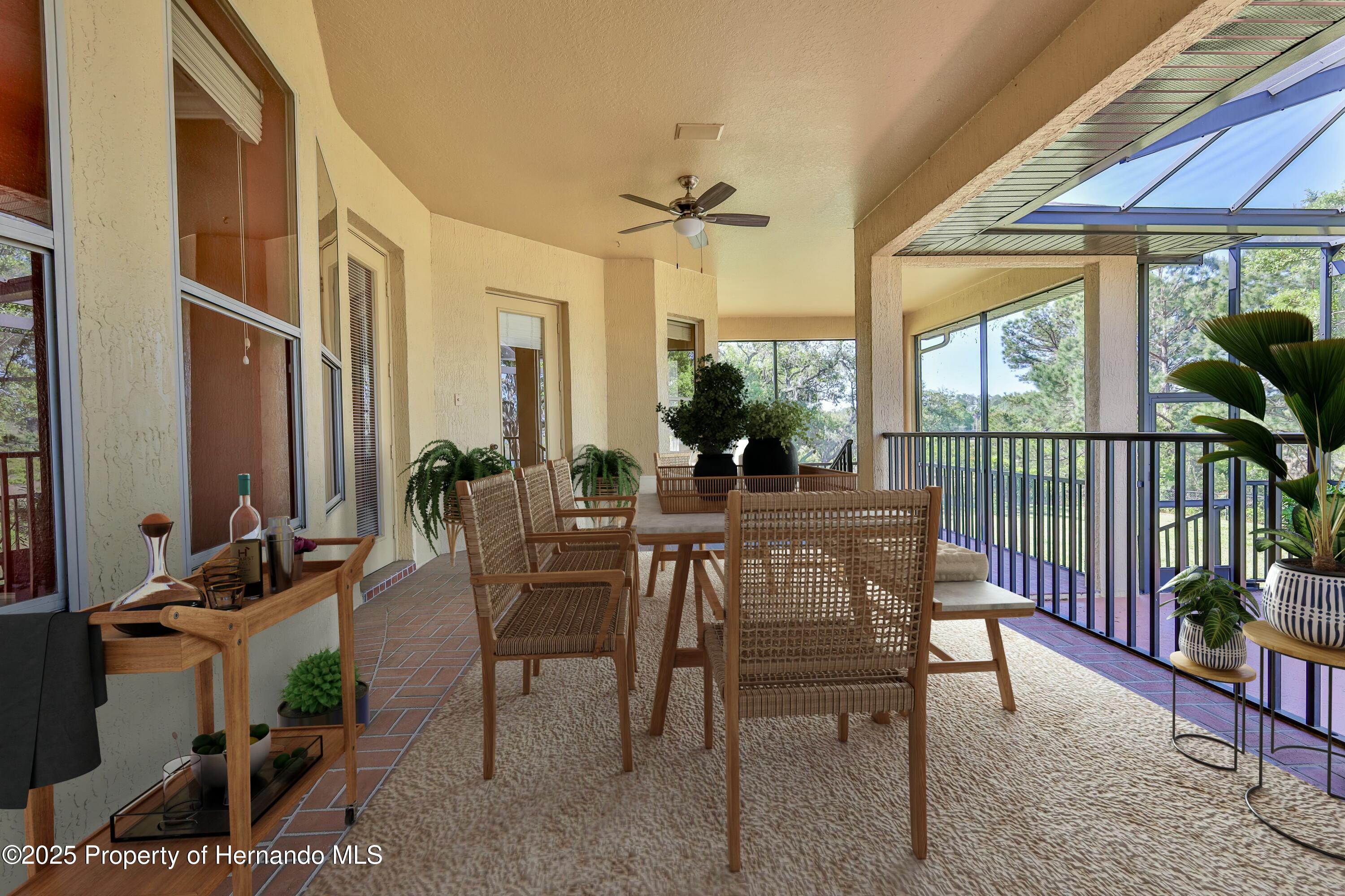 9641 Tooke Shore Drive, Weeki Wachee, Florida image 9