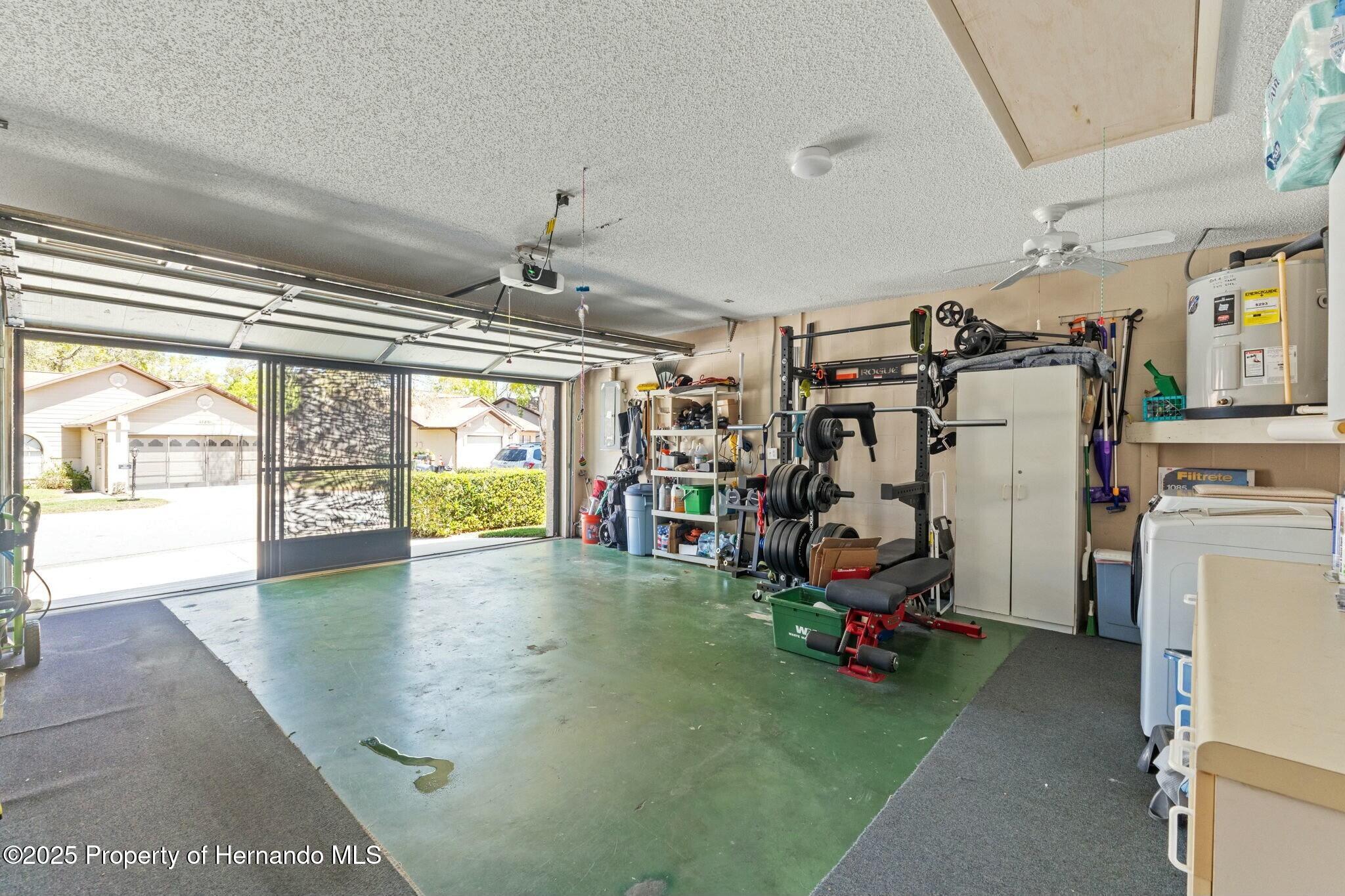 6735 Oak Cluster Circle, Spring Hill, Florida image 26