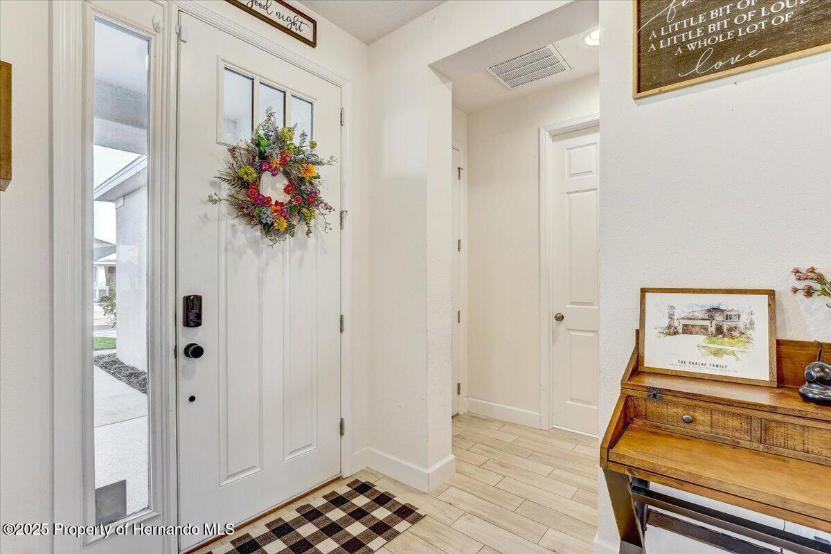34159 Astoria Circle, Wesley Chapel, Florida image 6