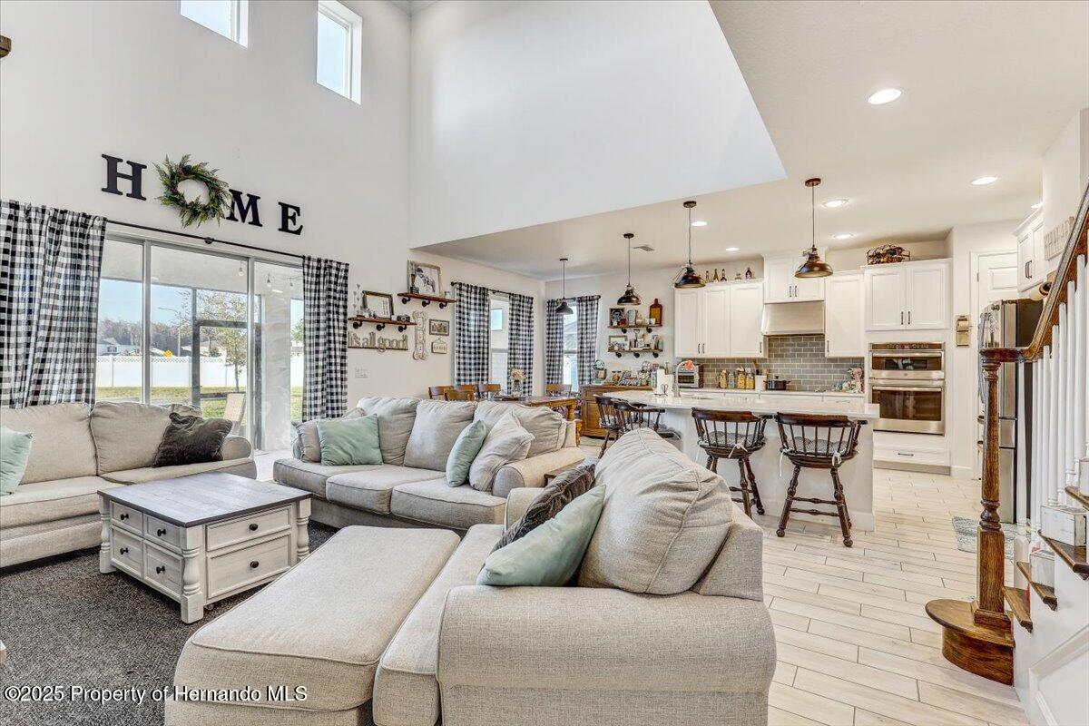 34159 Astoria Circle, Wesley Chapel, Florida image 10