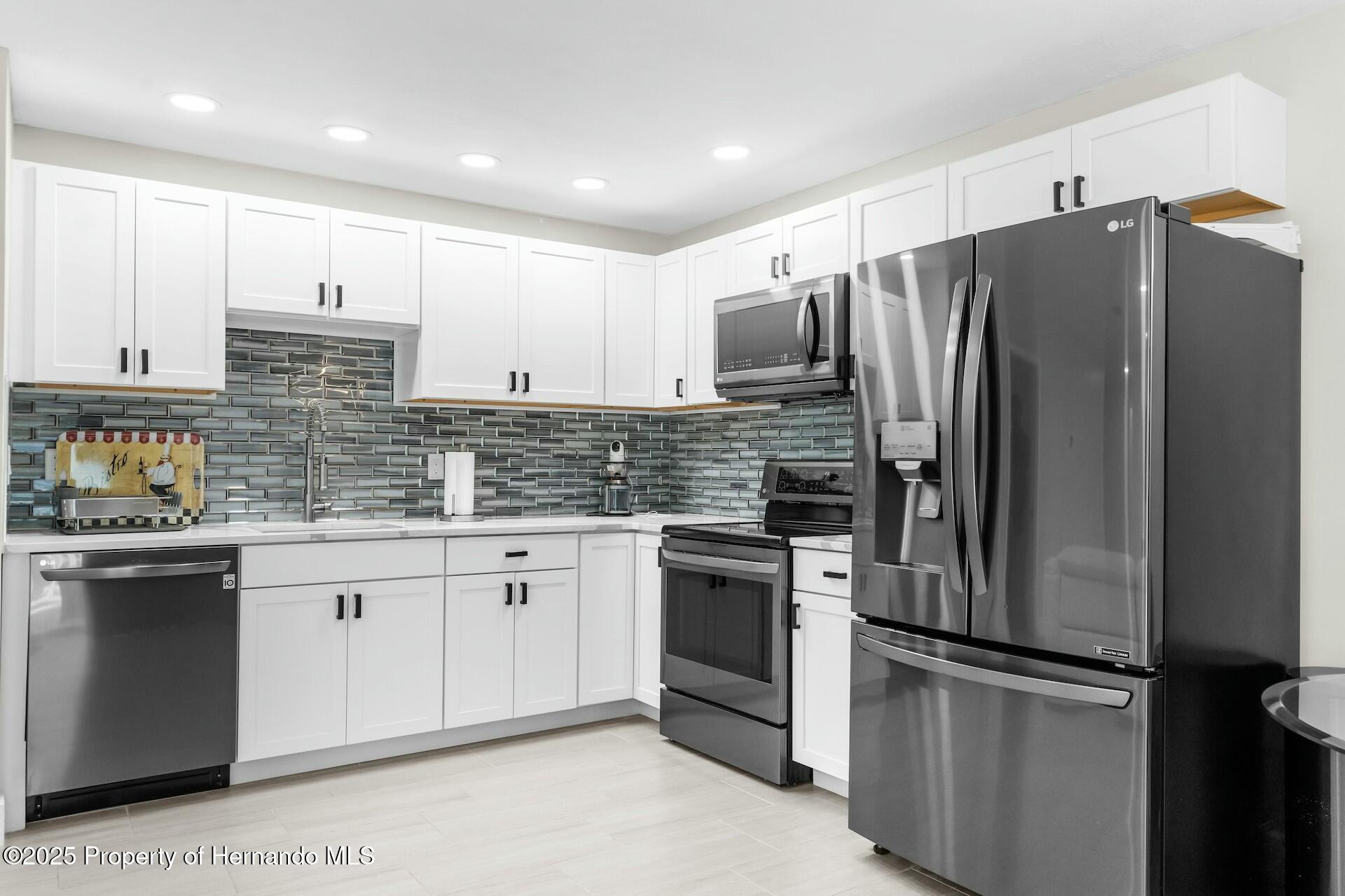 1156 Battersea Avenue, Spring Hill, Florida image 43