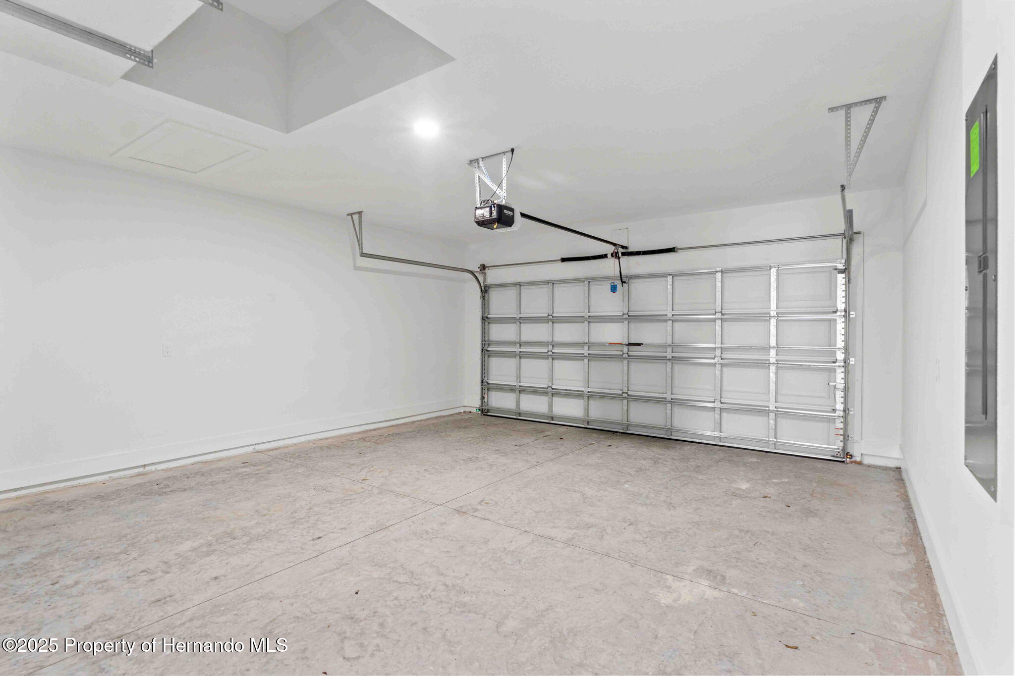 13065 Tinamou Avenue, Brooksville, Florida image 37