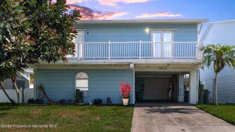 Homes For Sale - 7637 Hatteras Drive<br/> Hudson, FL 34667