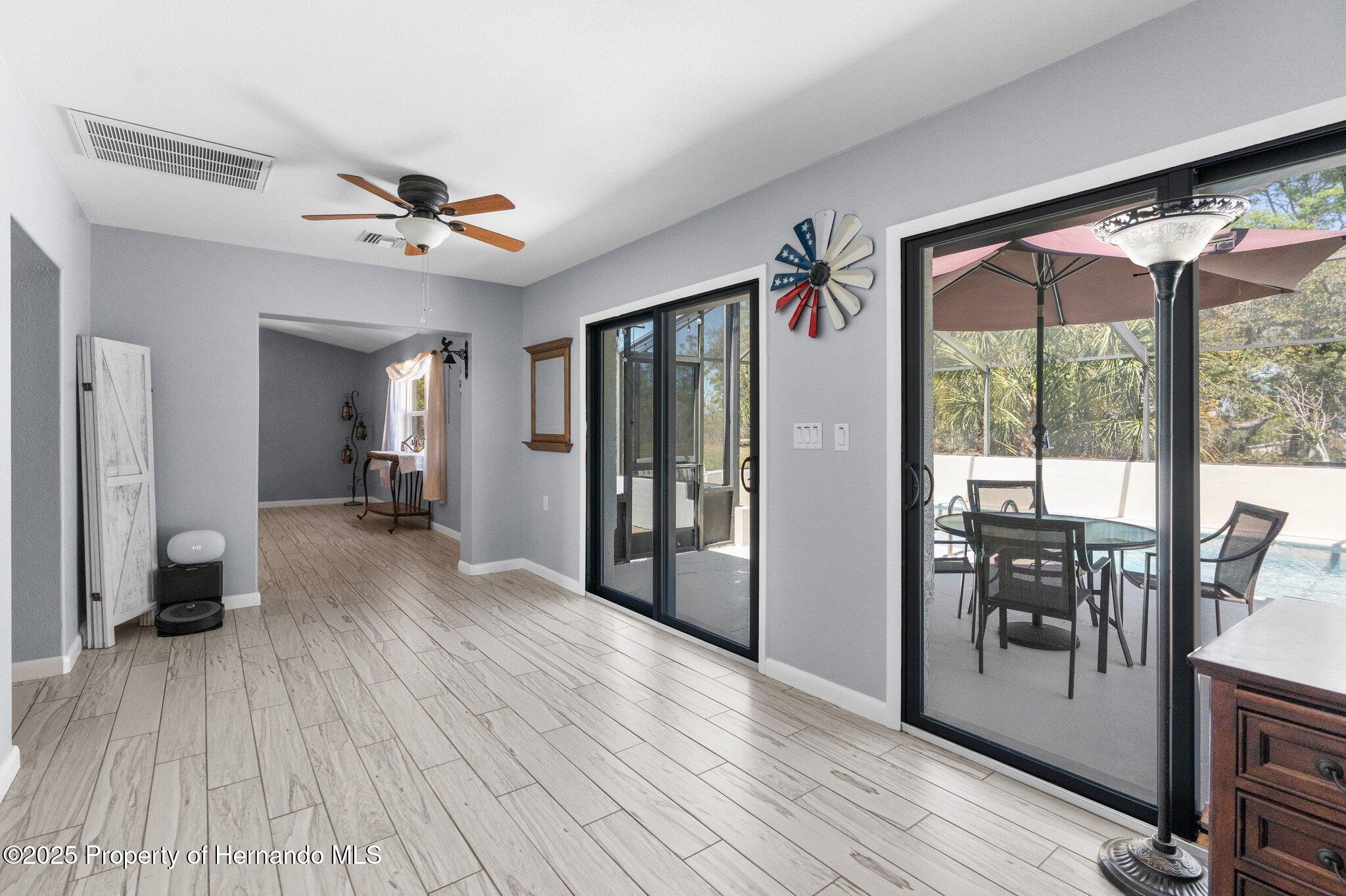 13415 Ester Drive, Brooksville, Florida image 7