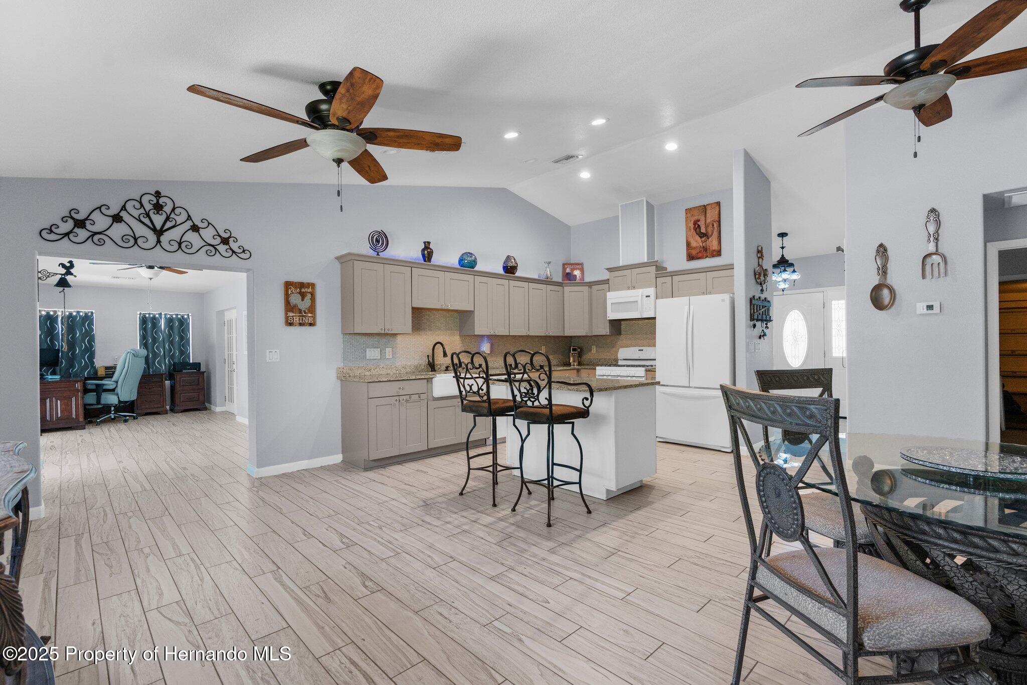 13415 Ester Drive, Brooksville, Florida image 20