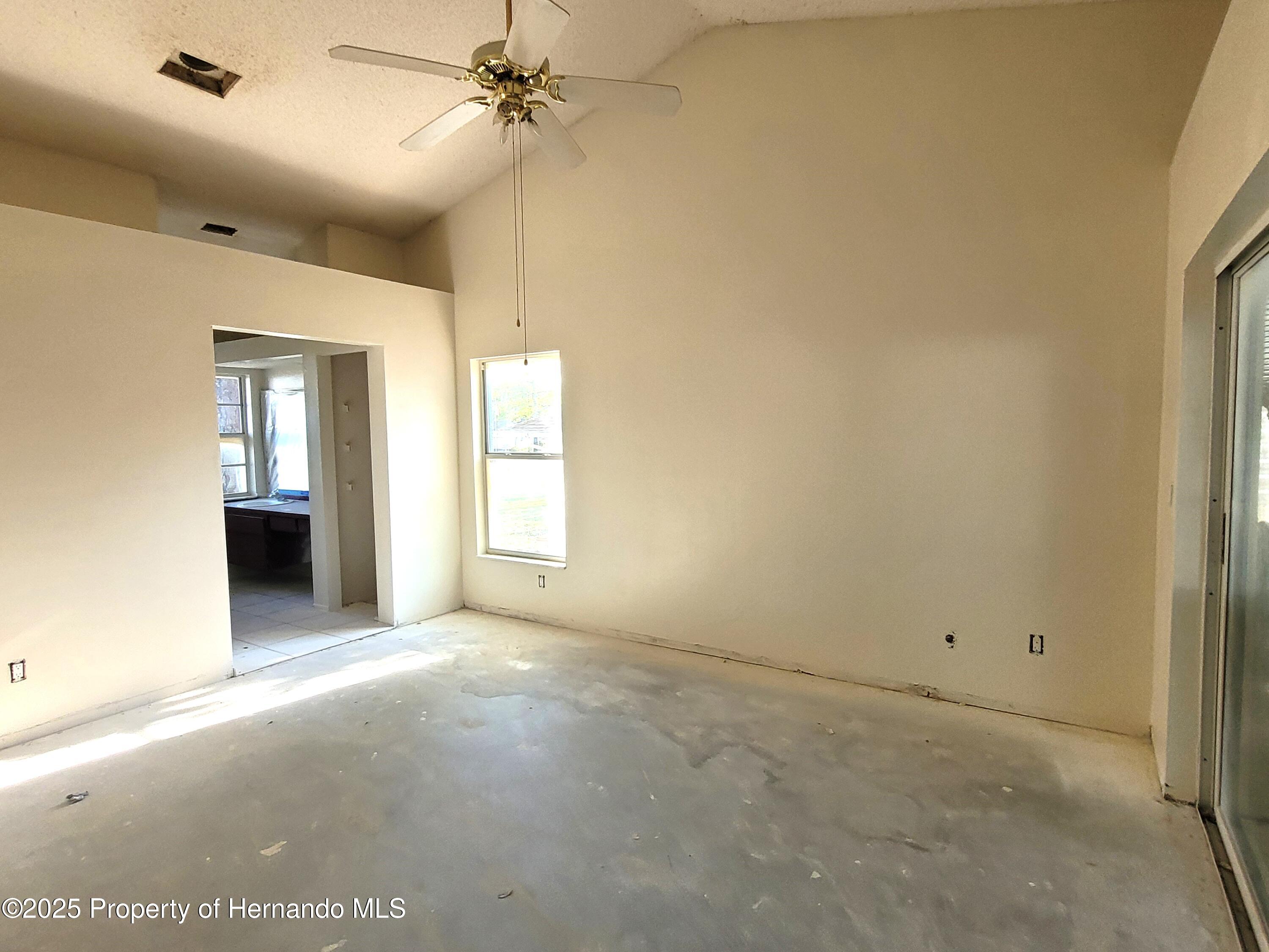 10444 Fordham Street, Spring Hill, Florida image 15
