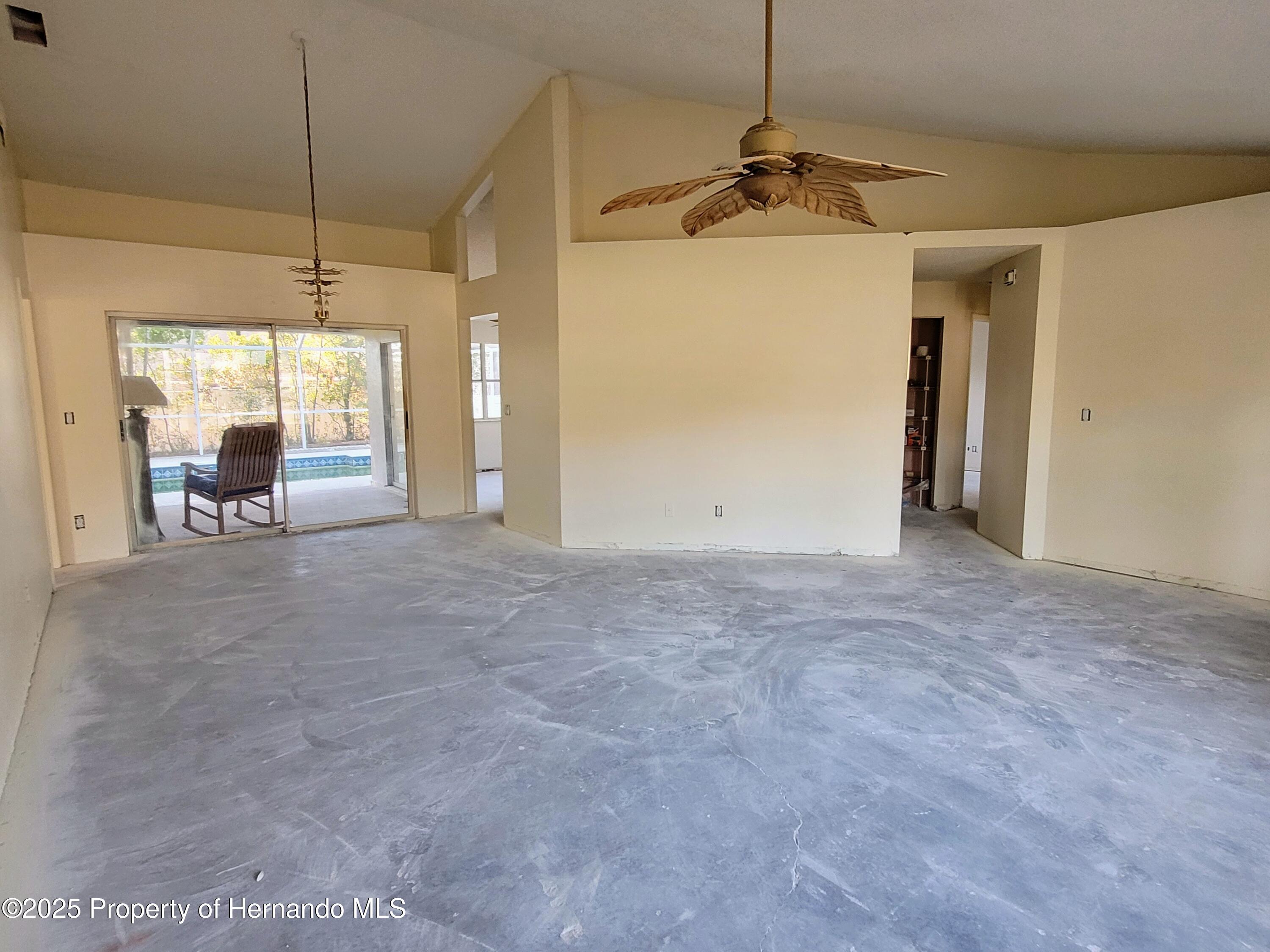 10444 Fordham Street, Spring Hill, Florida image 7