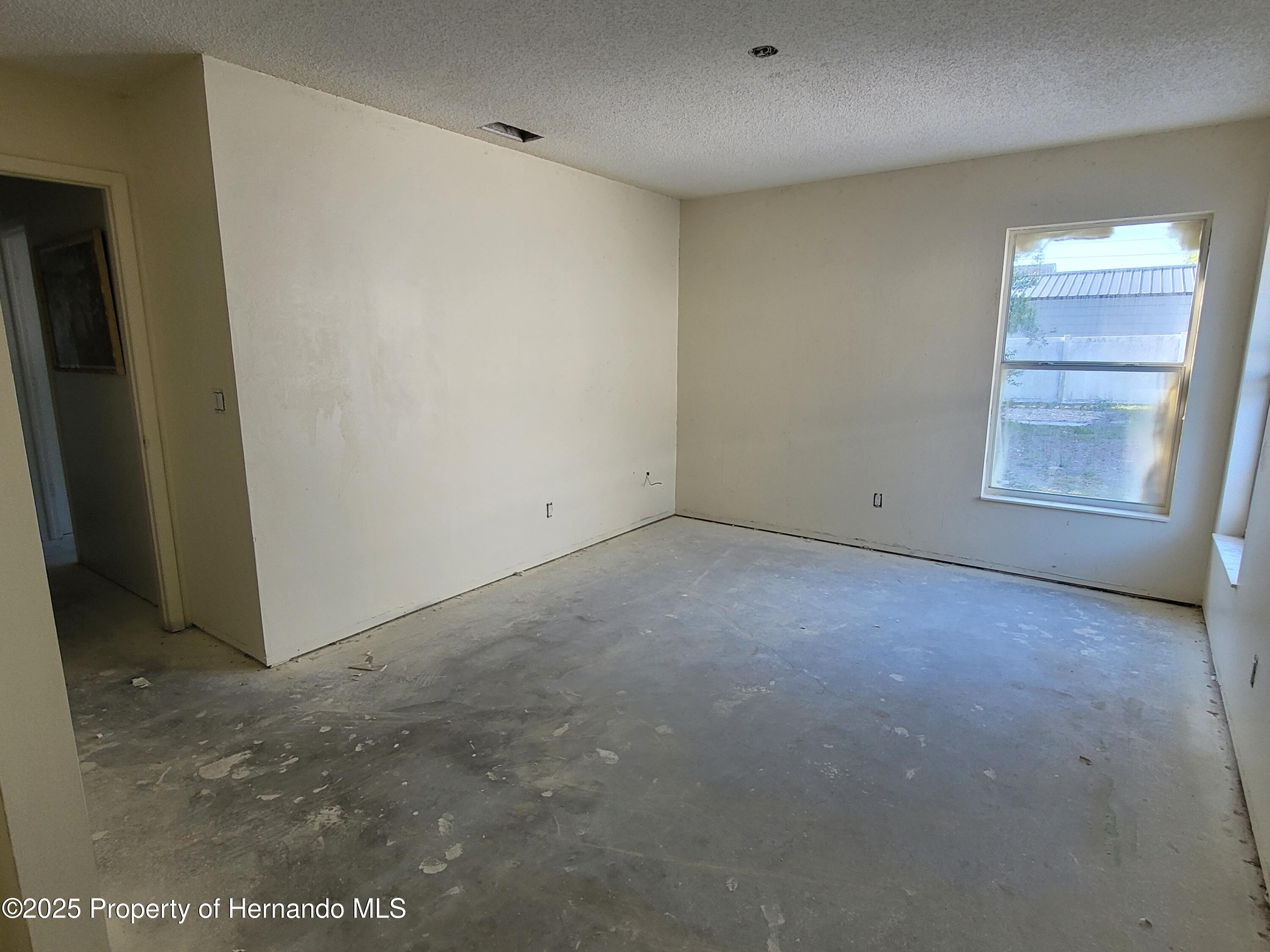 10444 Fordham Street, Spring Hill, Florida image 25