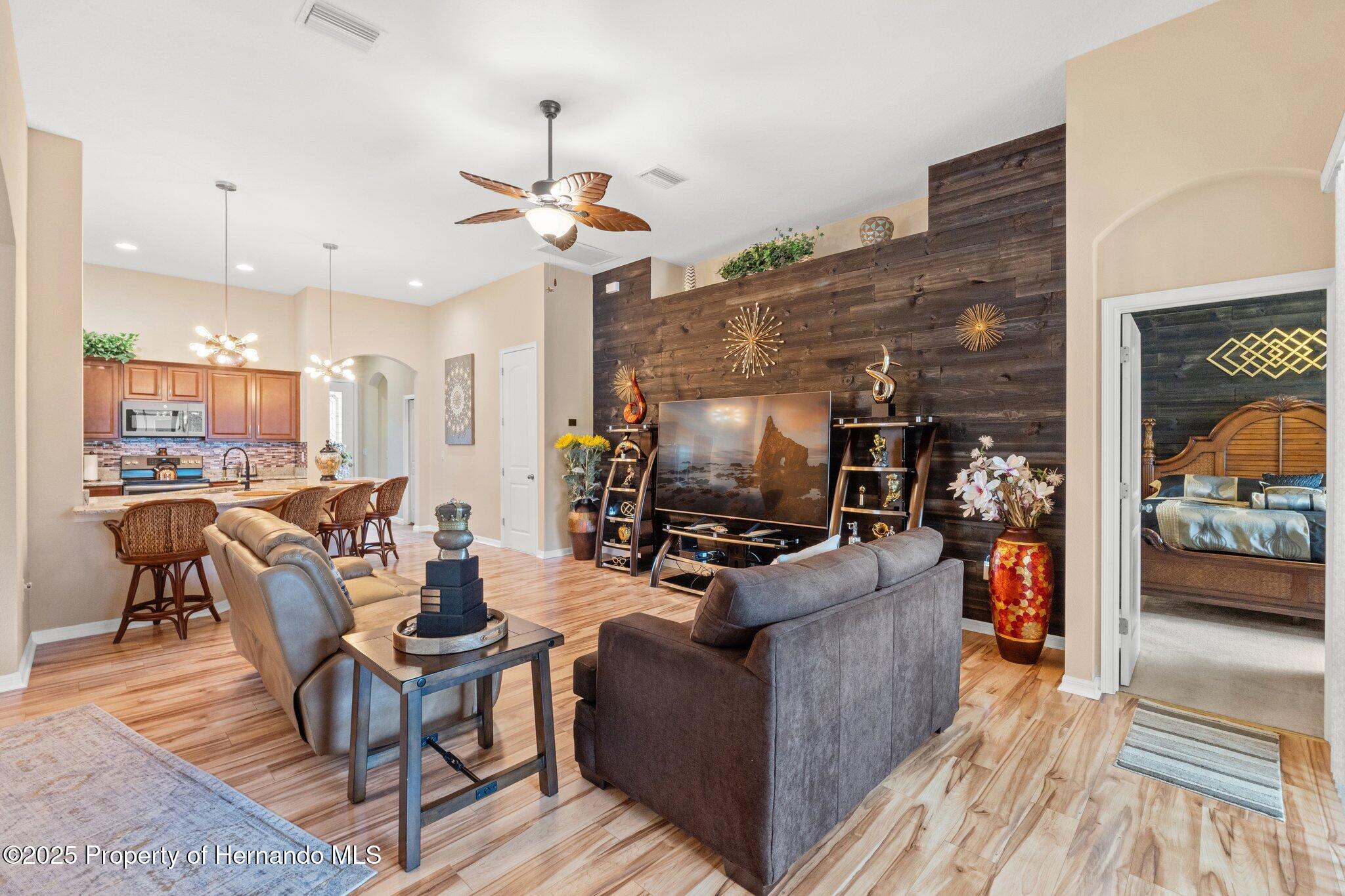 313 Old Windsor Way, Spring Hill, Florida image 5