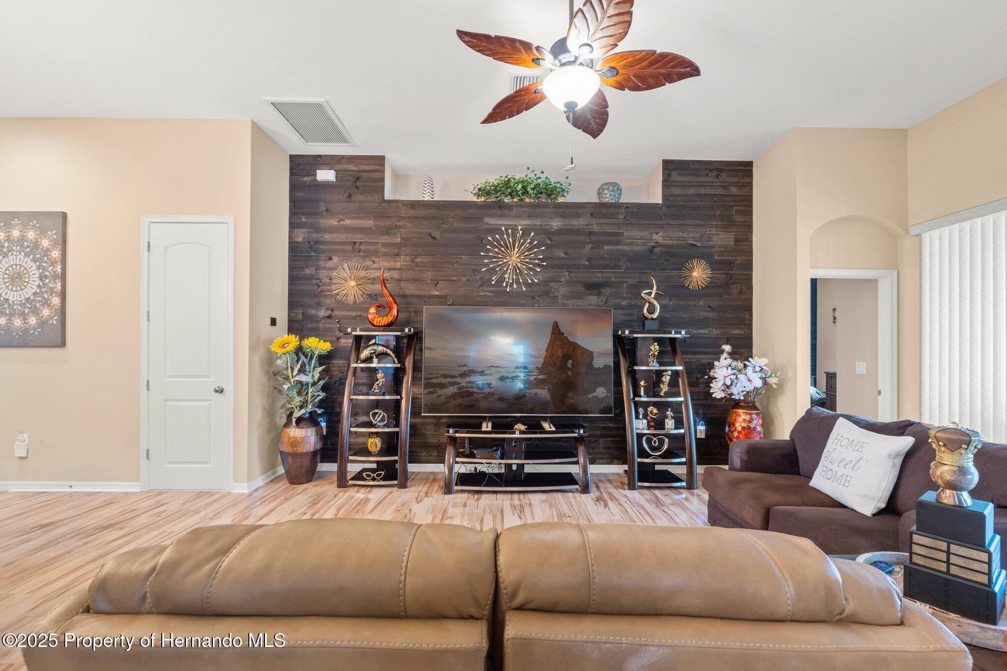 313 Old Windsor Way, Spring Hill, Florida image 26