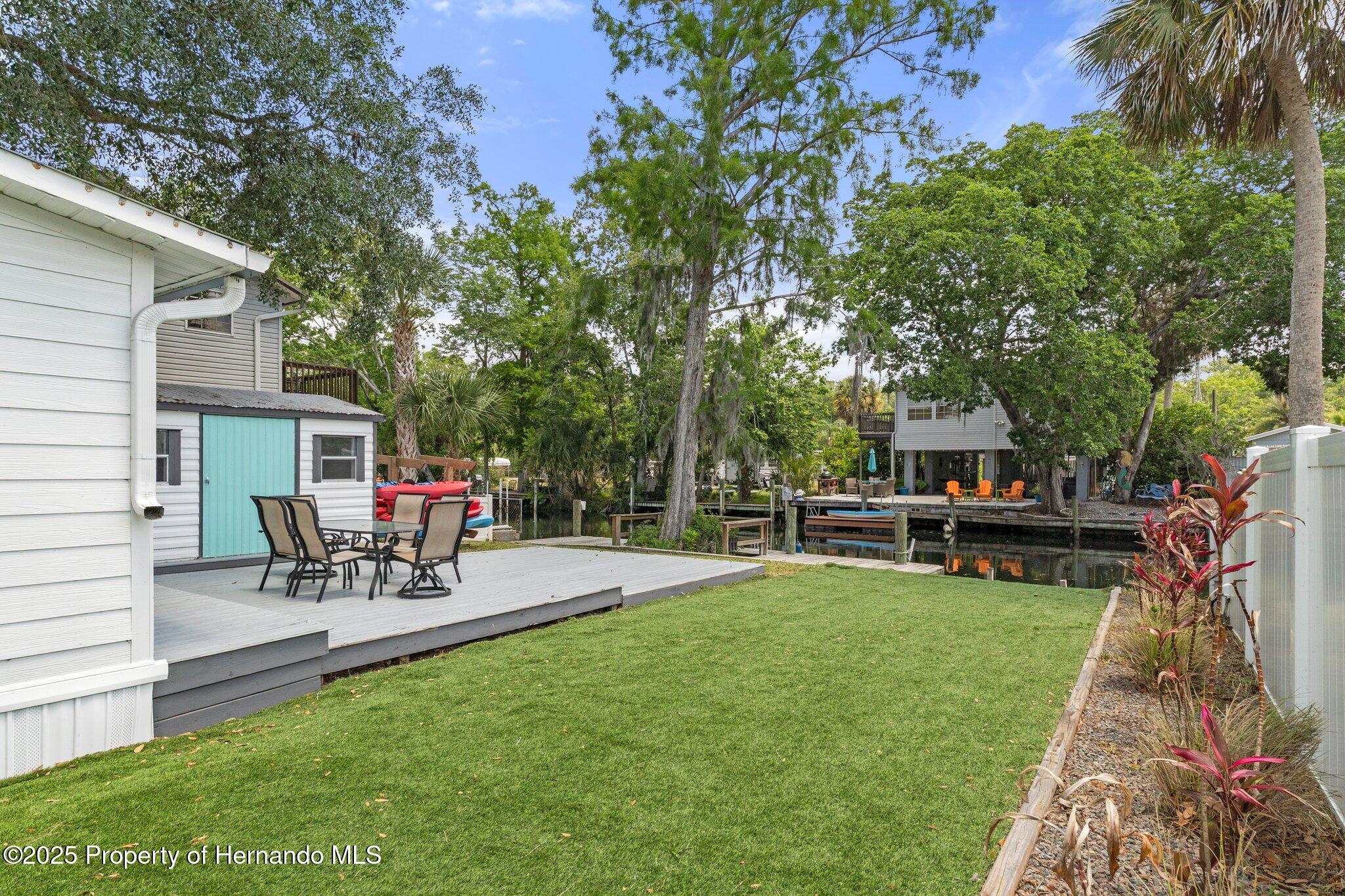 7252 Coventry Court, Weeki Wachee, Florida image 46