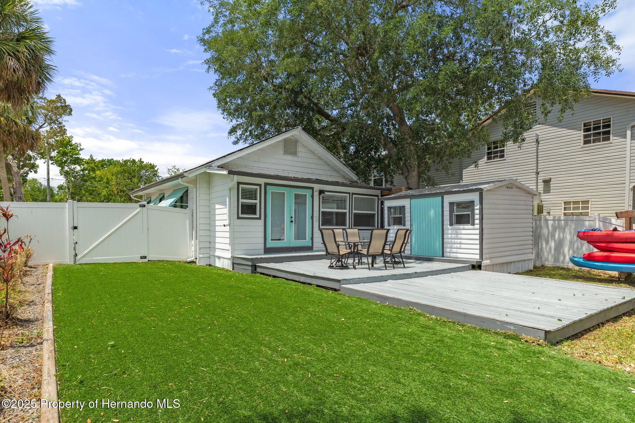 7252 Coventry Court, Weeki Wachee, Florida image 45
