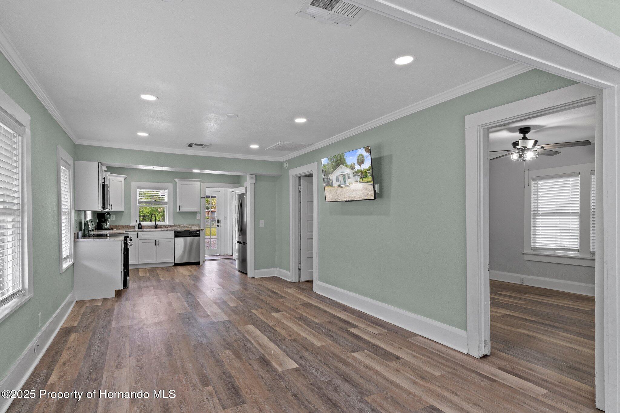 7252 Coventry Court, Weeki Wachee, Florida image 22