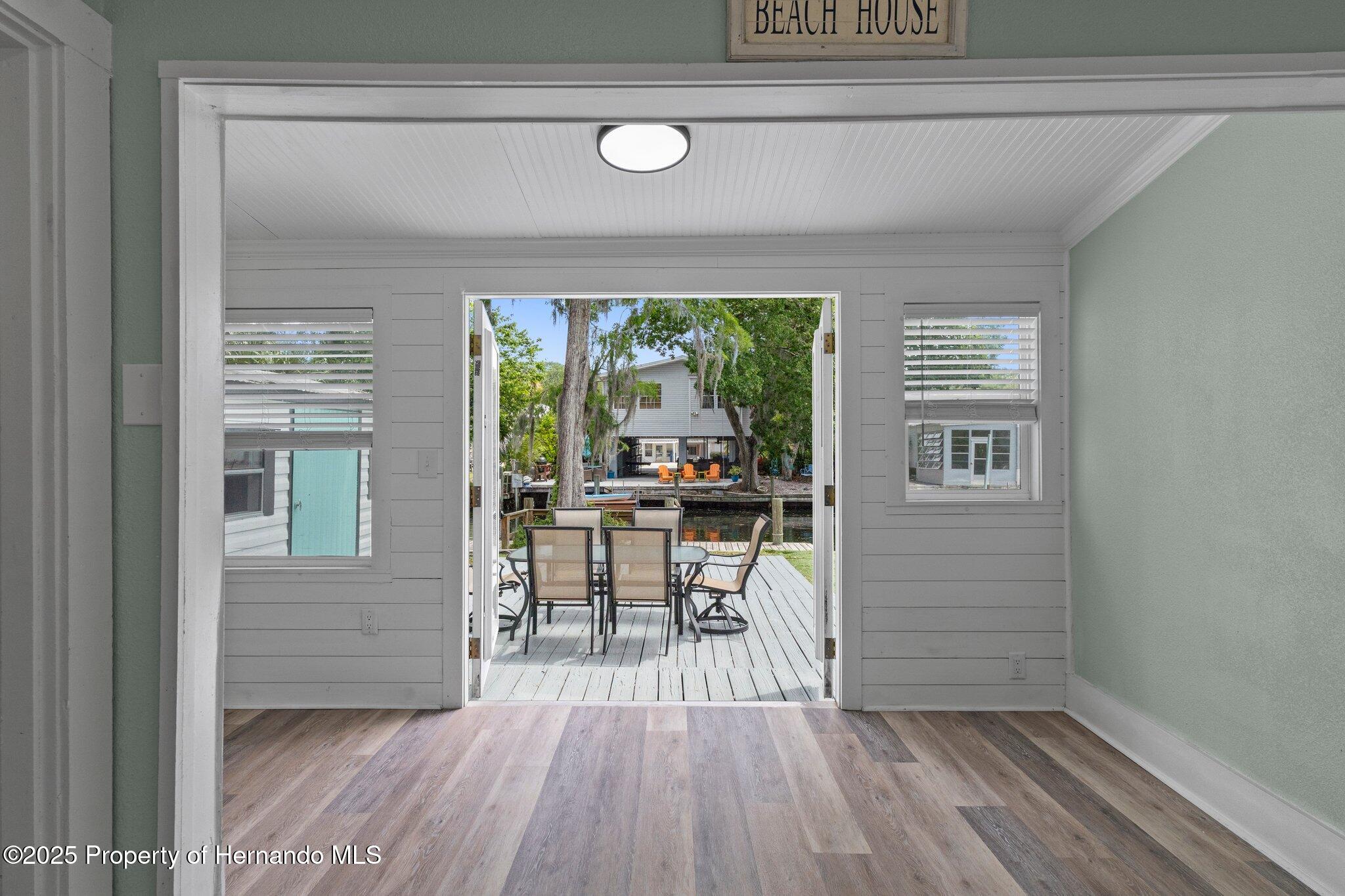 7252 Coventry Court, Weeki Wachee, Florida image 24