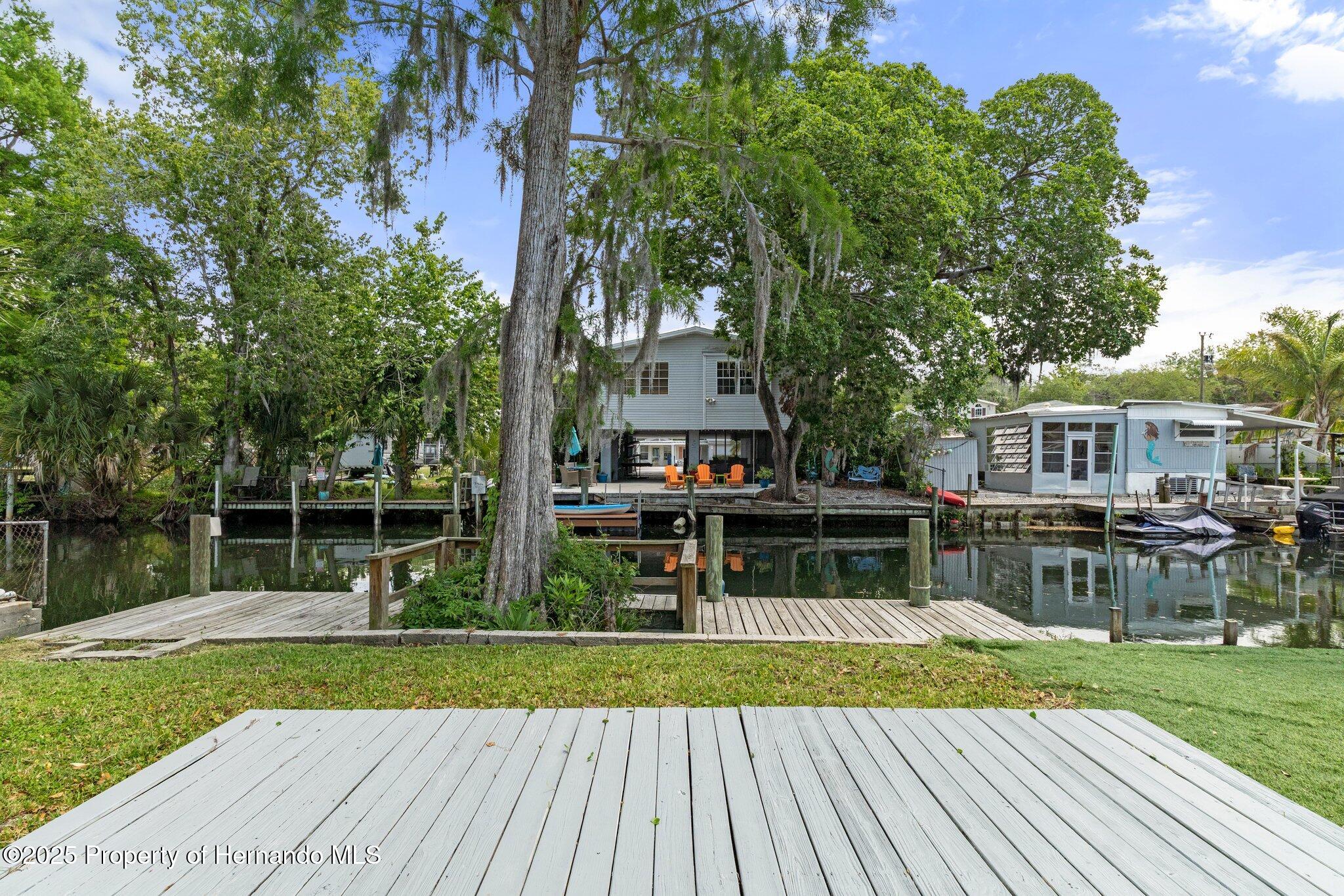 7252 Coventry Court, Weeki Wachee, Florida image 42