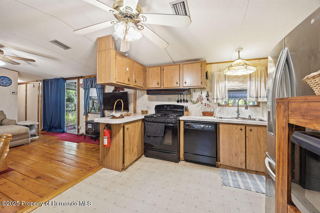 12218 SW 40th Street, Webster, Florida image 23