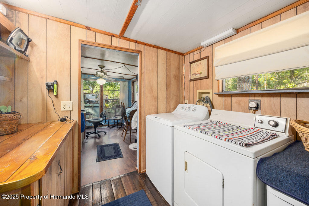 12218 SW 40th Street, Webster, Florida image 16