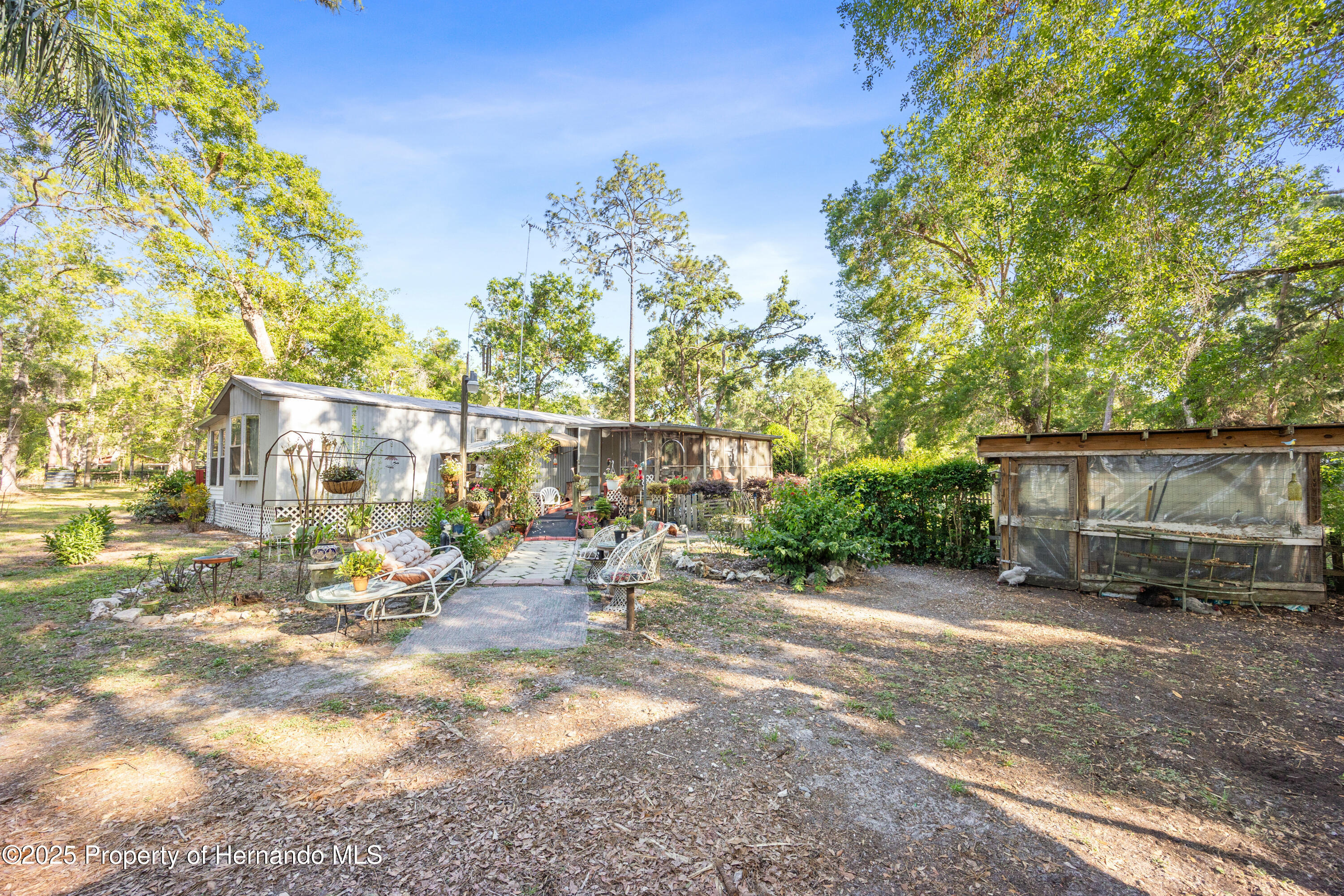 12218 SW 40th Street, Webster, Florida image 1