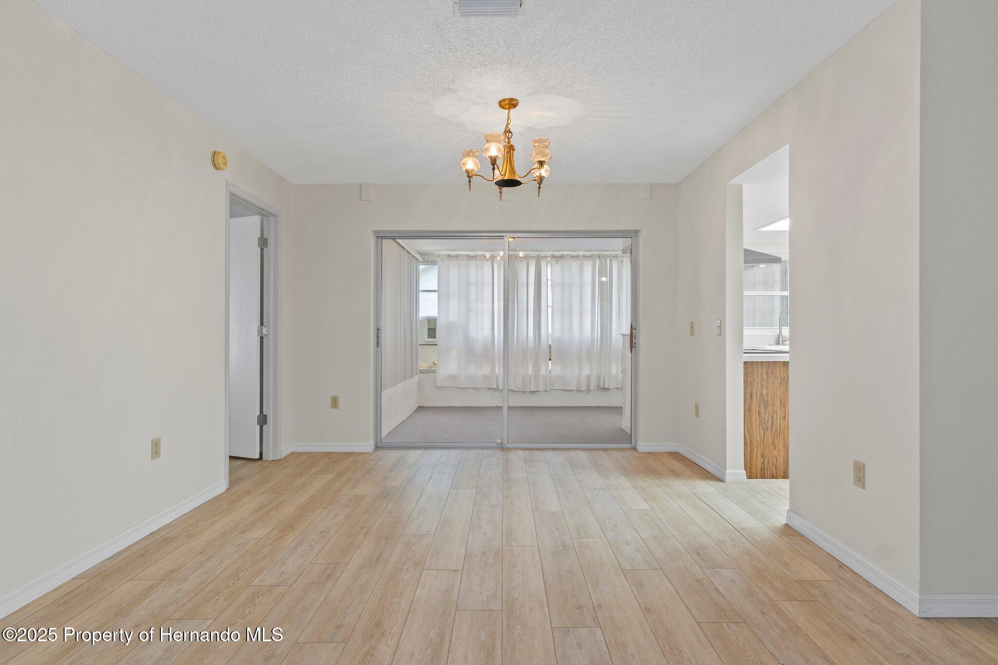 2692 Royal Ridge Drive, Spring Hill, Florida image 12