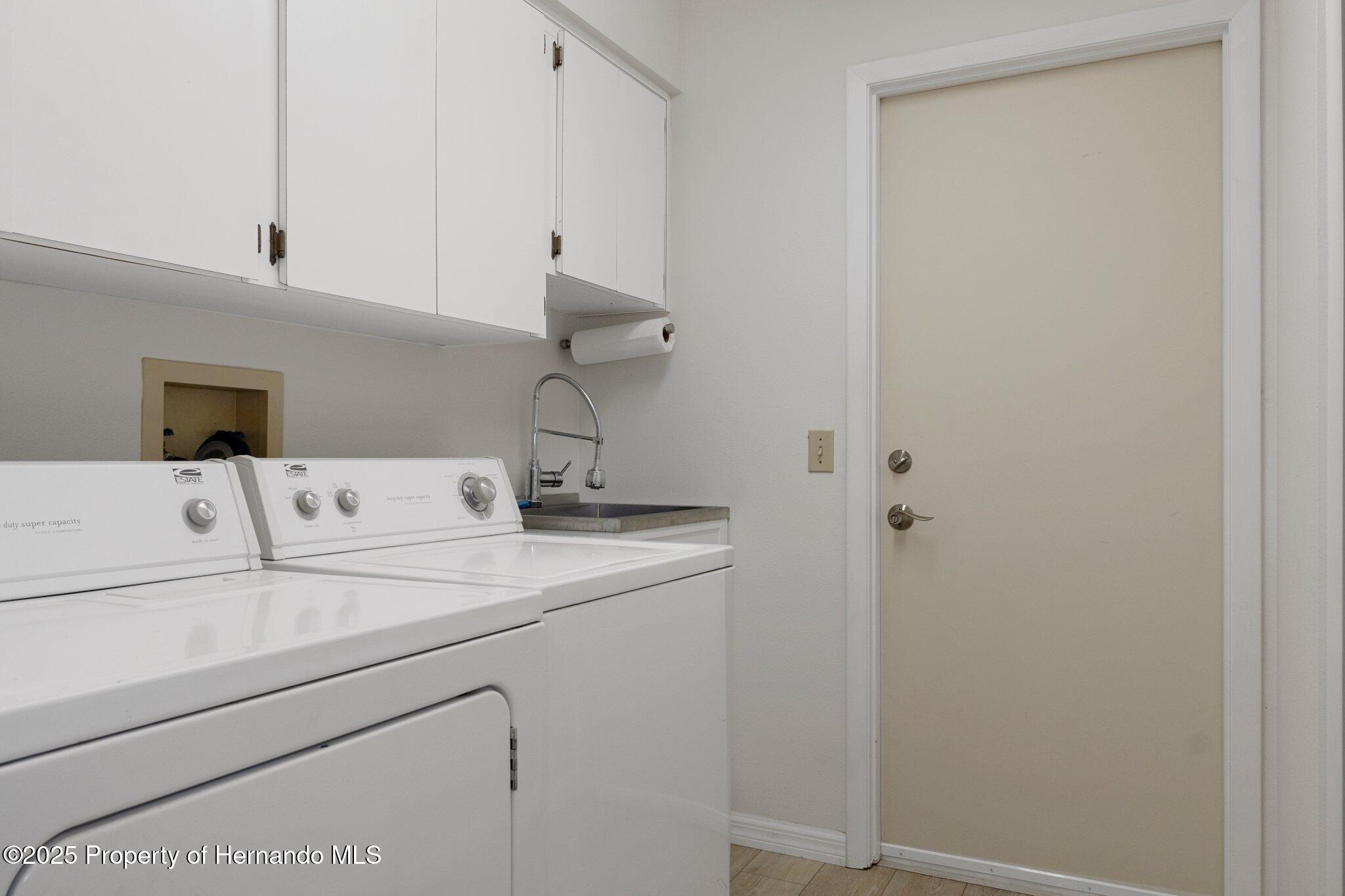 2692 Royal Ridge Drive, Spring Hill, Florida image 35