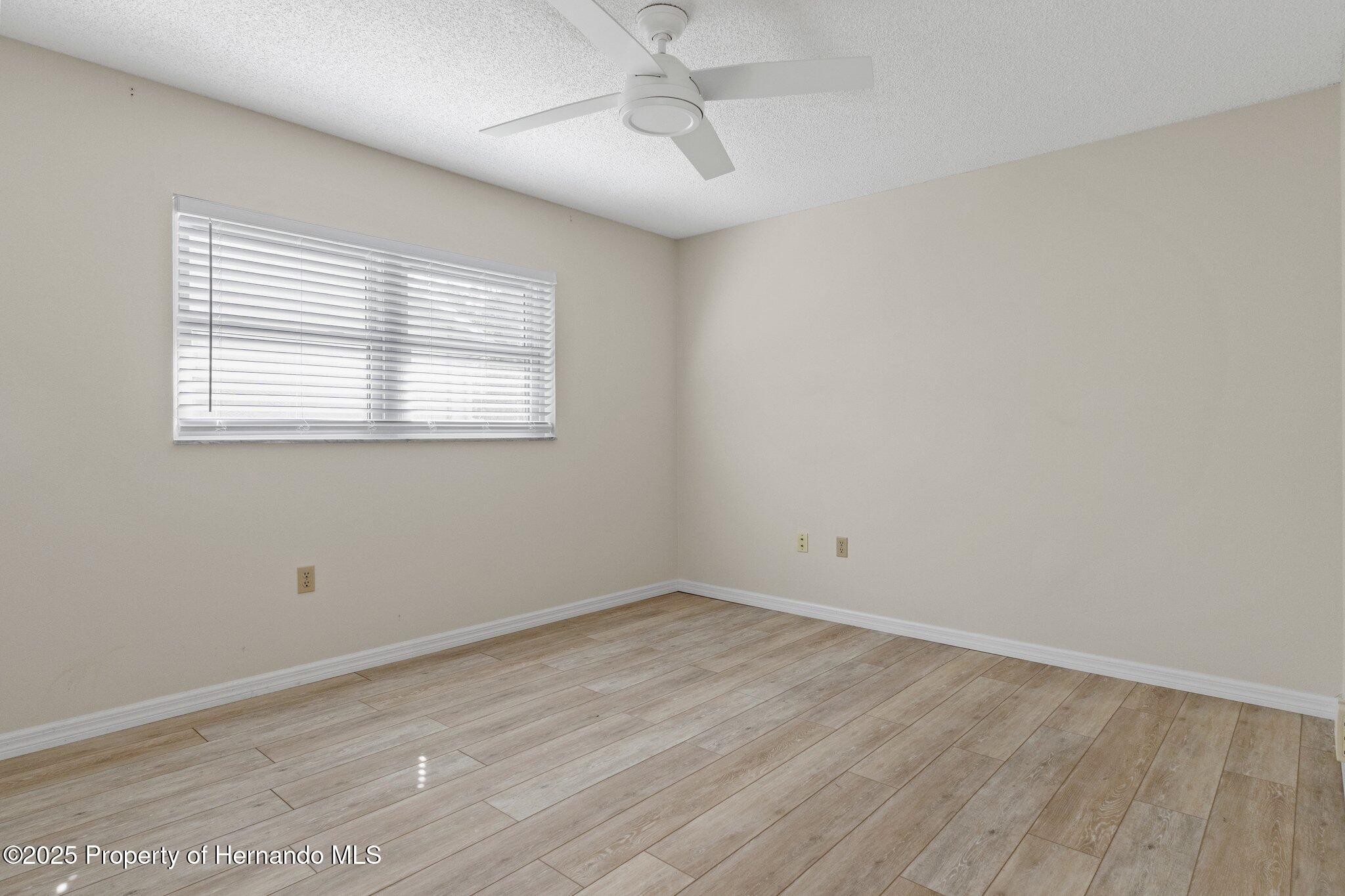 2692 Royal Ridge Drive, Spring Hill, Florida image 30