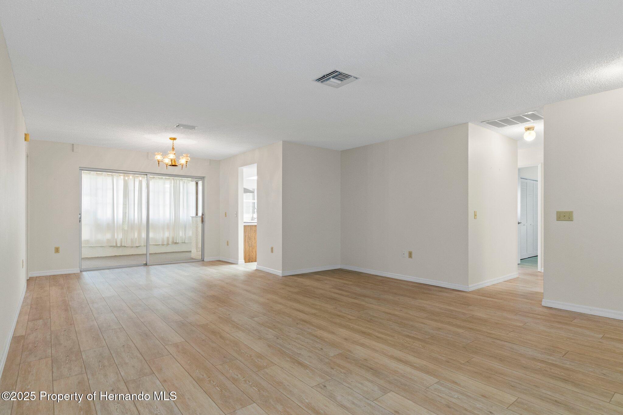 2692 Royal Ridge Drive, Spring Hill, Florida image 8