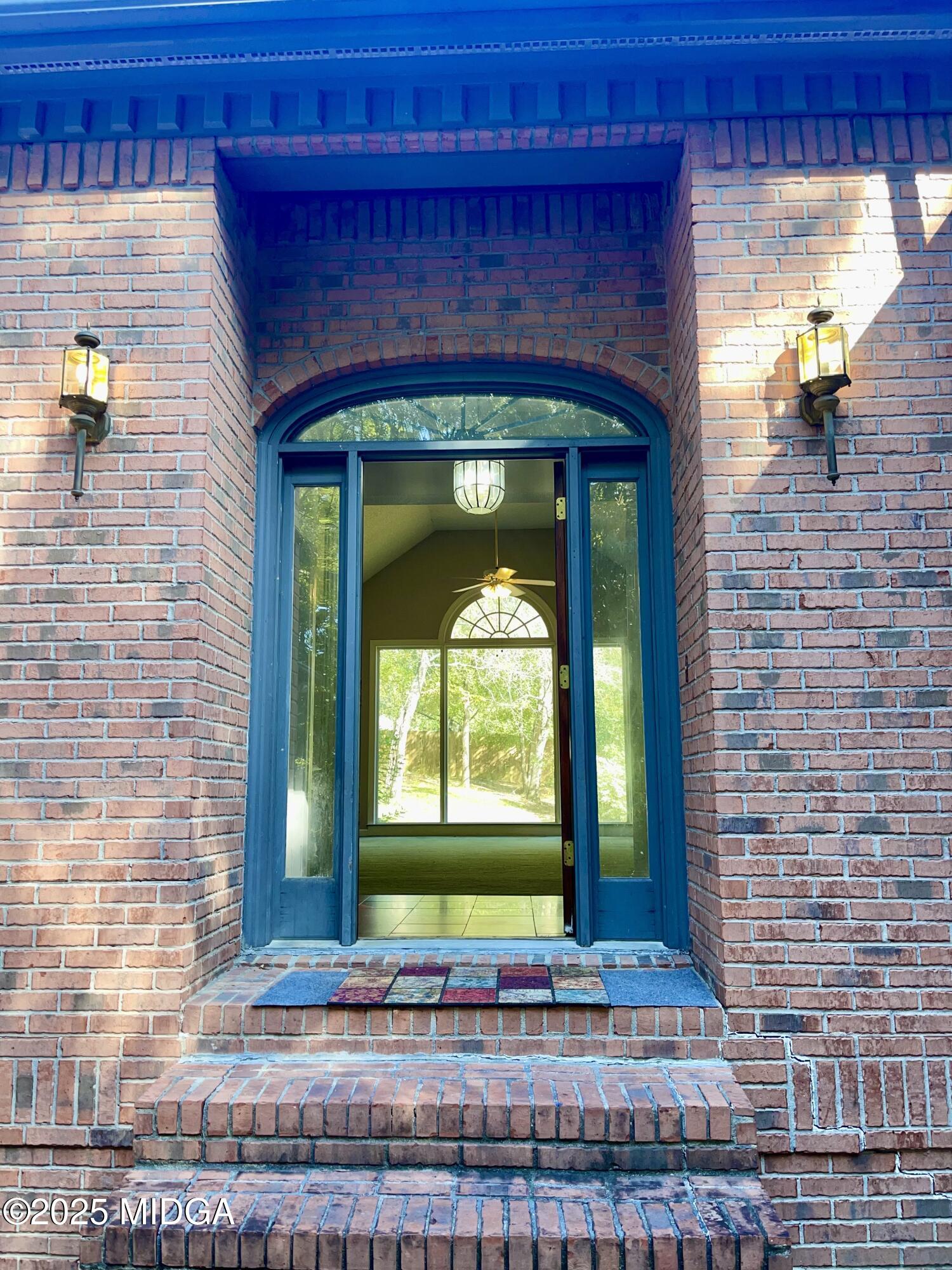 102 Red Eagle Trail Trail