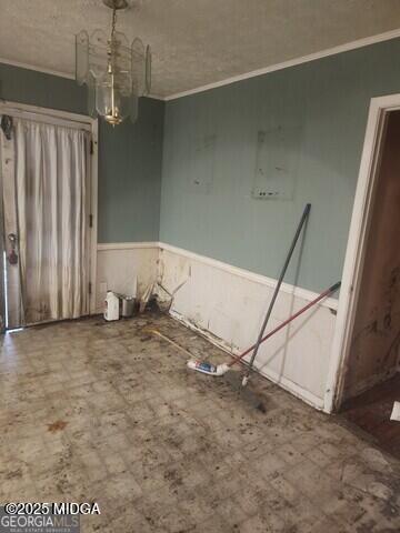 1388 Lakeview Circle