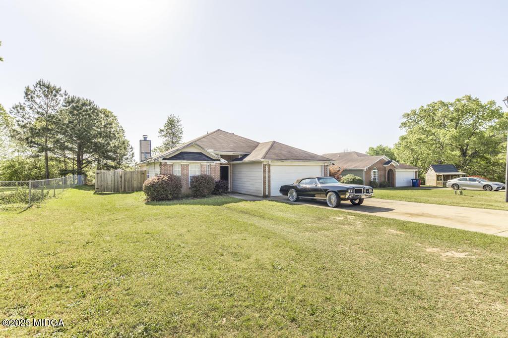 390 Apple Blossom Way