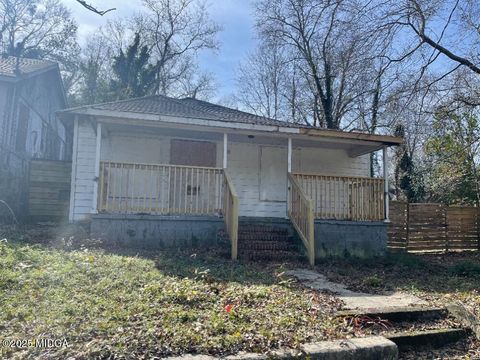 2186 Neal Avenue Macon GA 31204