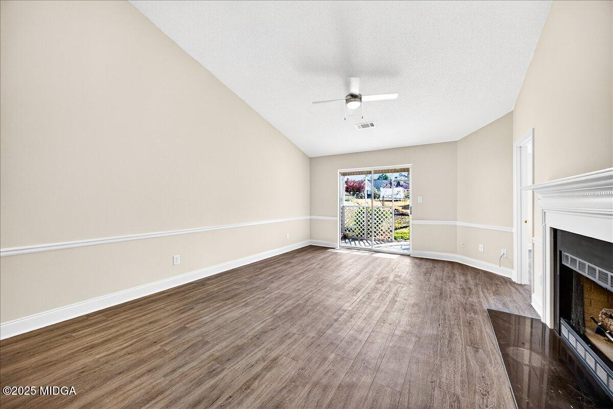 957 Laurel Oak Court