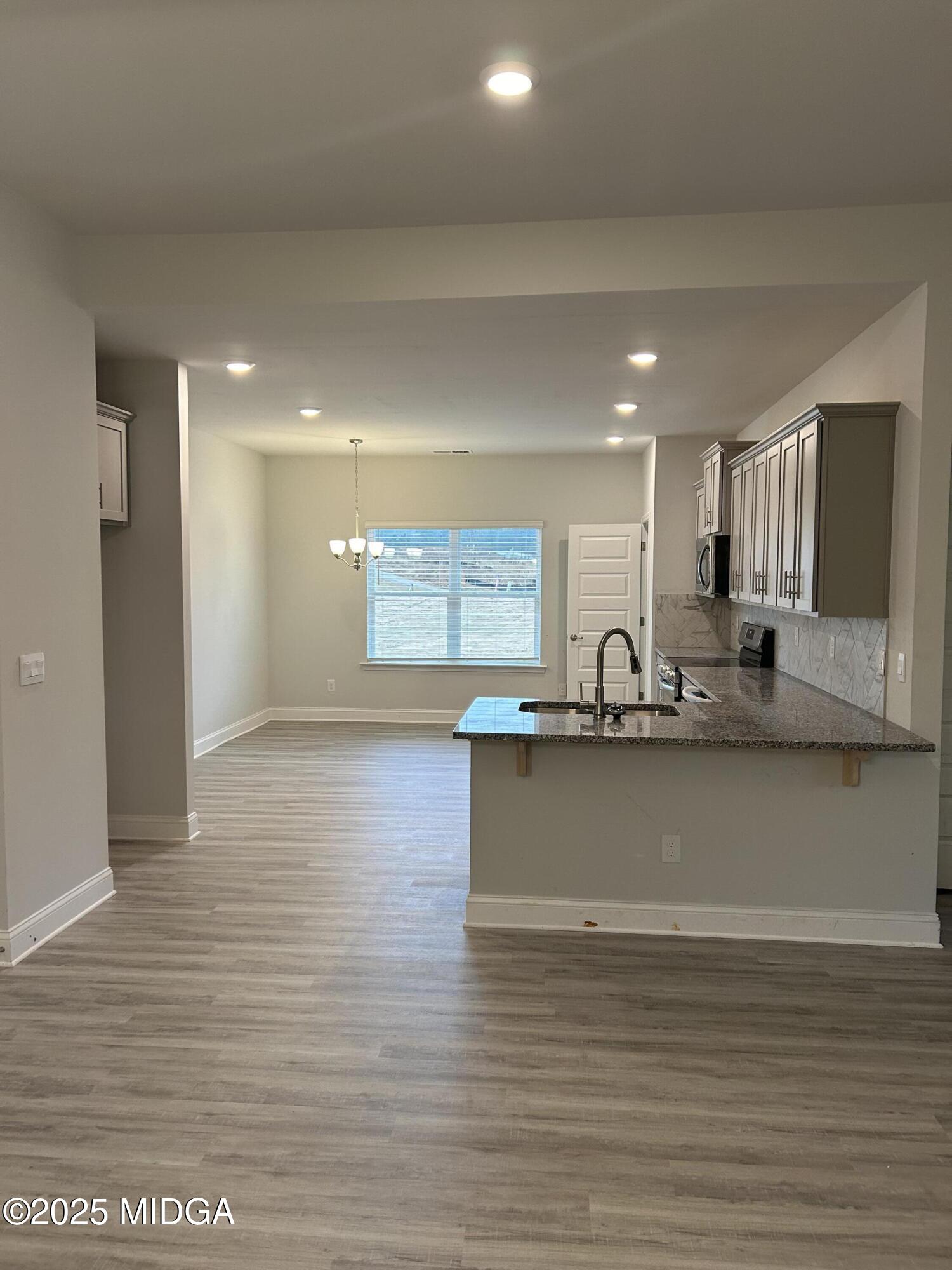 1302 Barrington Pl Cove