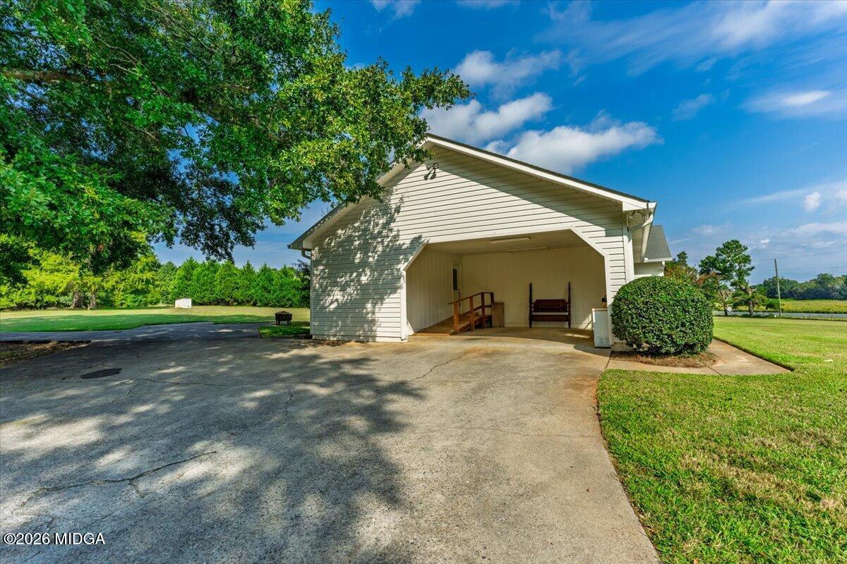 106 Stonegables Drive