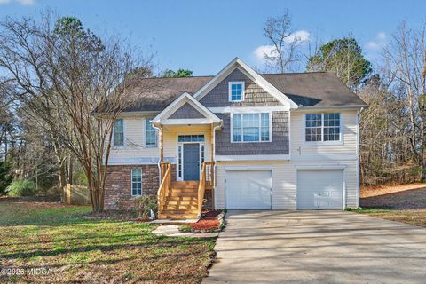 226 Amy Lane Gray GA 31032