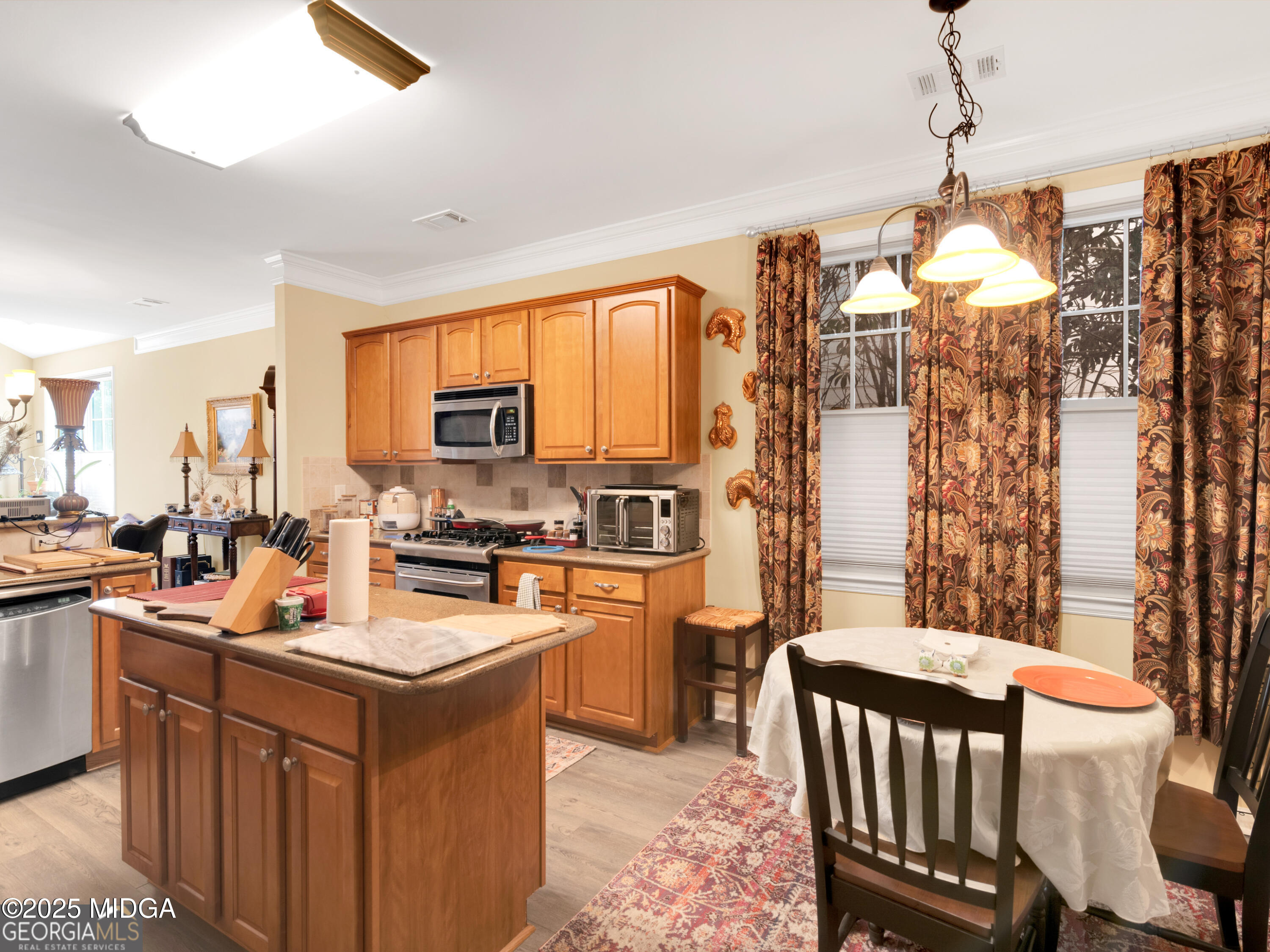 1141 Pebble Creek Lane