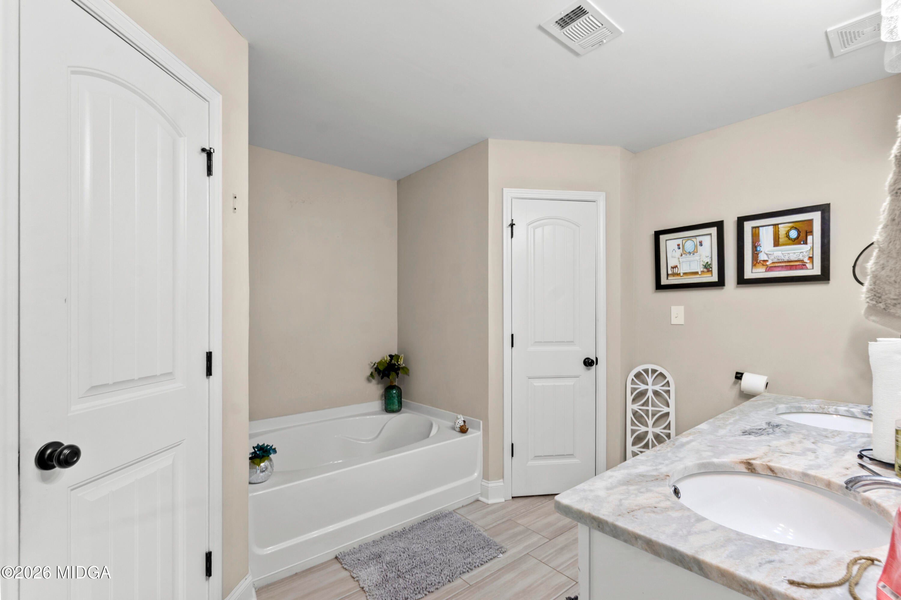 140 Sourwood Lane